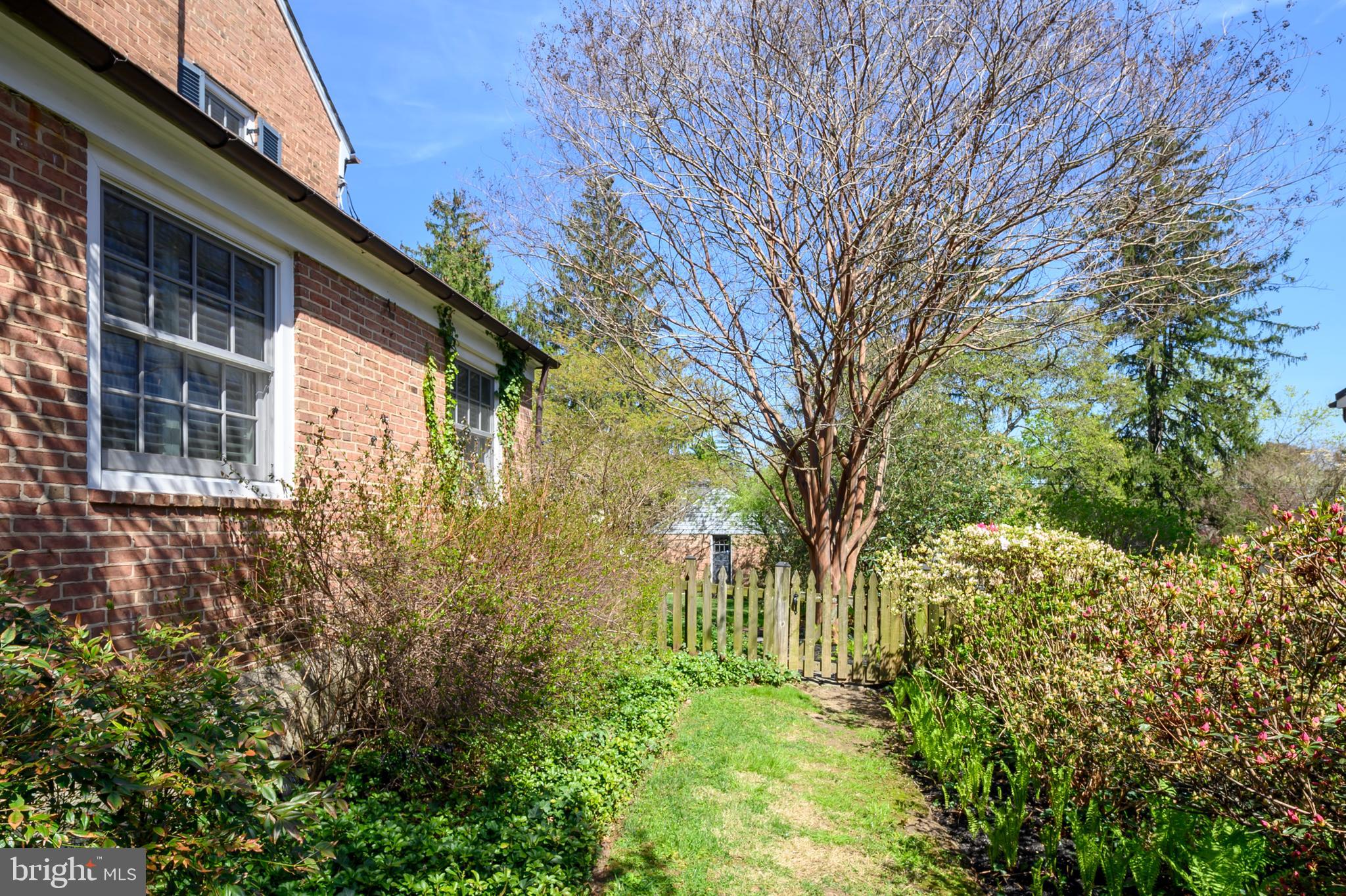 5409 SAINT ALBANS WAY