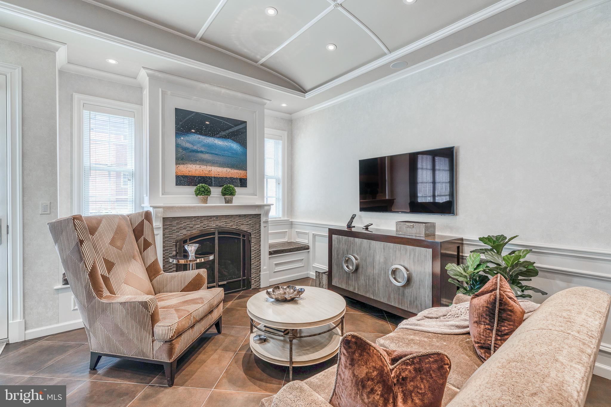 RITTENHOUSE SQUARE - Residential