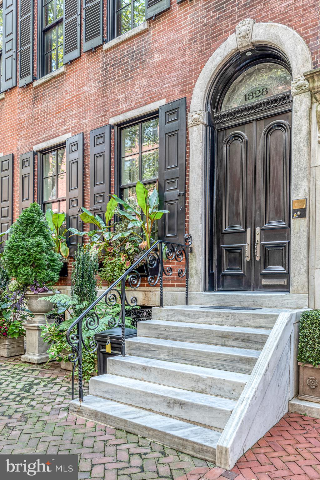 RITTENHOUSE SQUARE - Residential