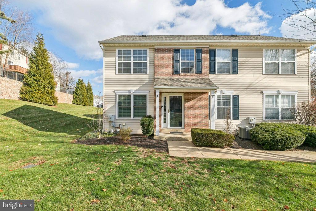 Photo of 5437 Rinker Circle, DOYLESTOWN, PA 18902 (MLS # PABU2110282)