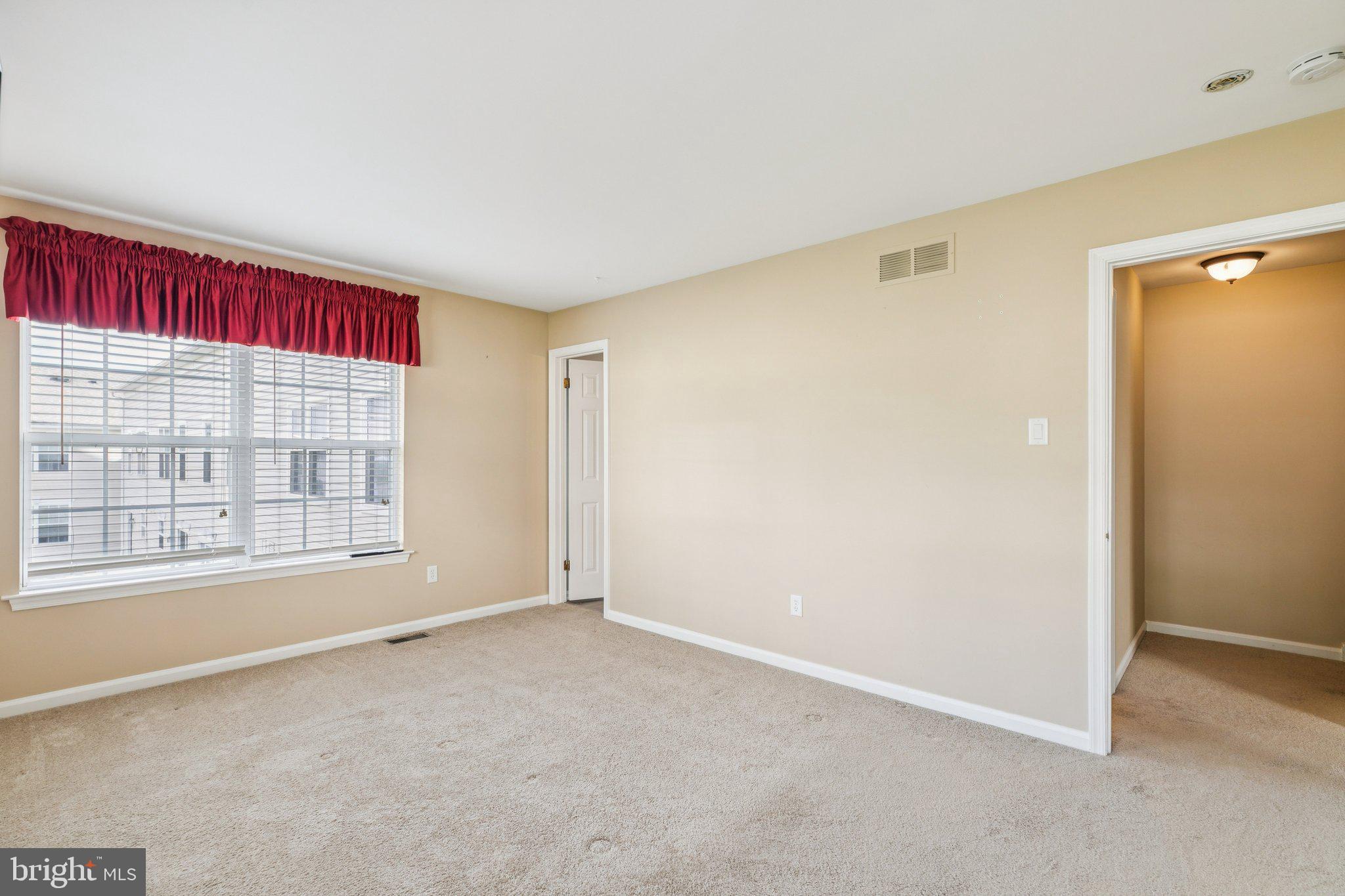 PATRIOTS RIDGE - Residential