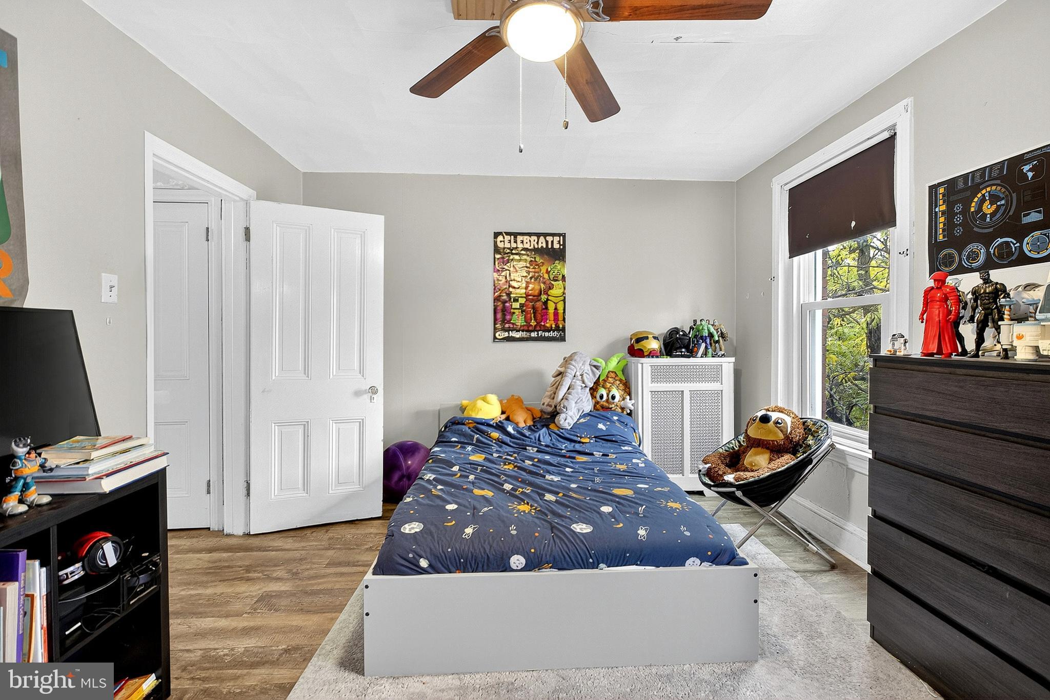 SPRUCE HILL - Residential