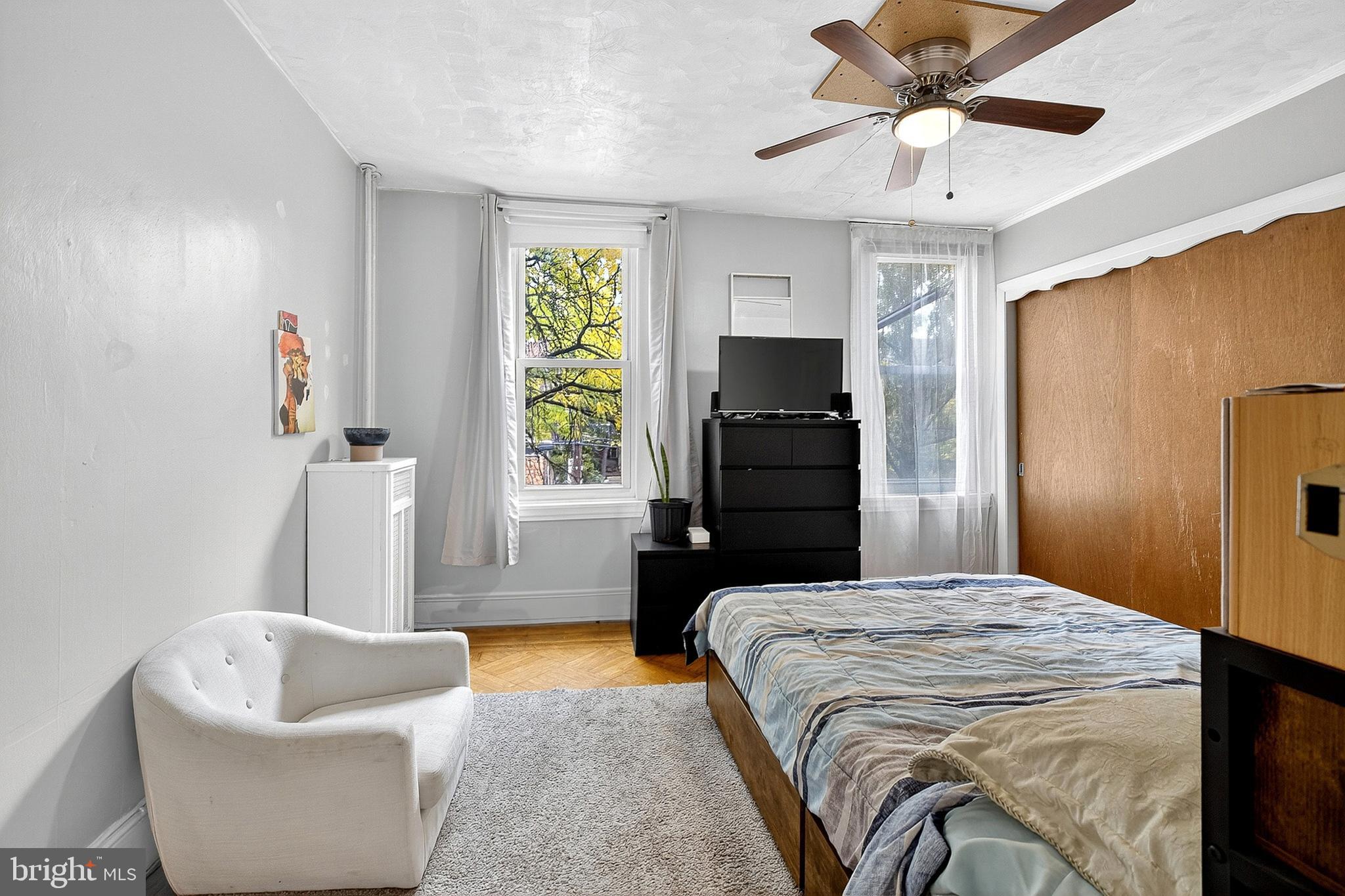 SPRUCE HILL - Residential