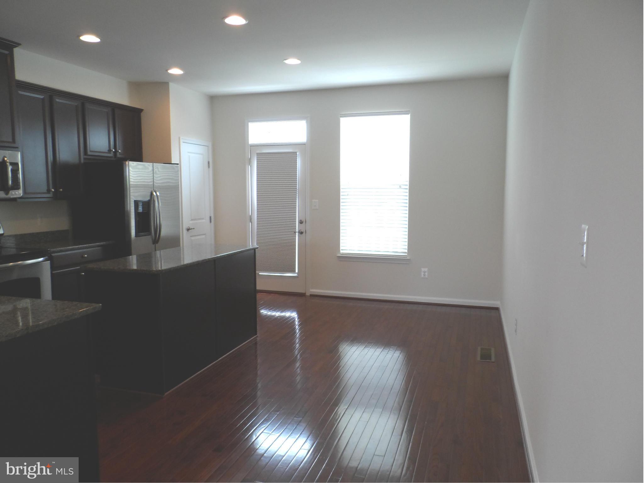 HEATHCOTE COMMONS - Residential Lease