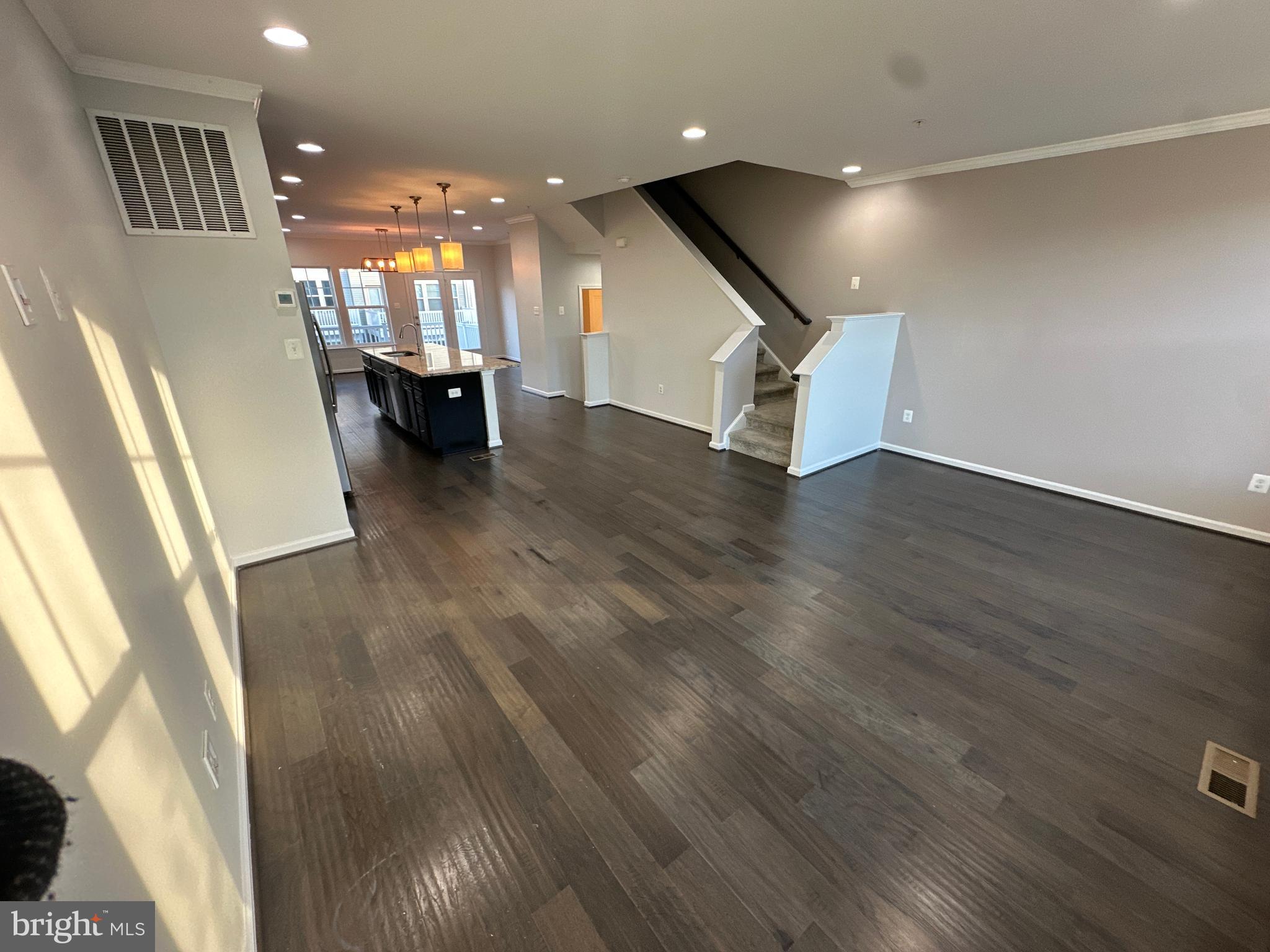 TANYARD COVE - Residential