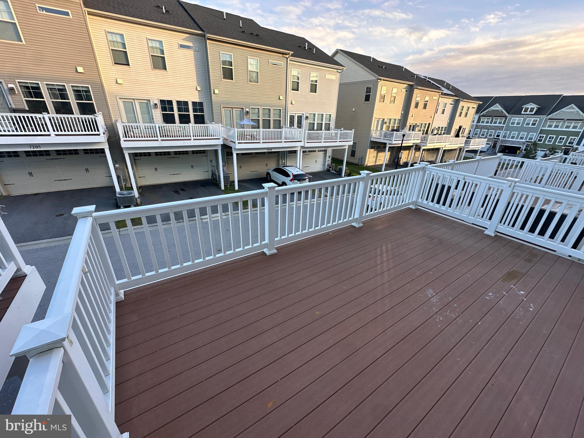 TANYARD COVE - Residential