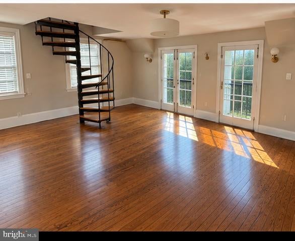 540 E GRAVERS LANE