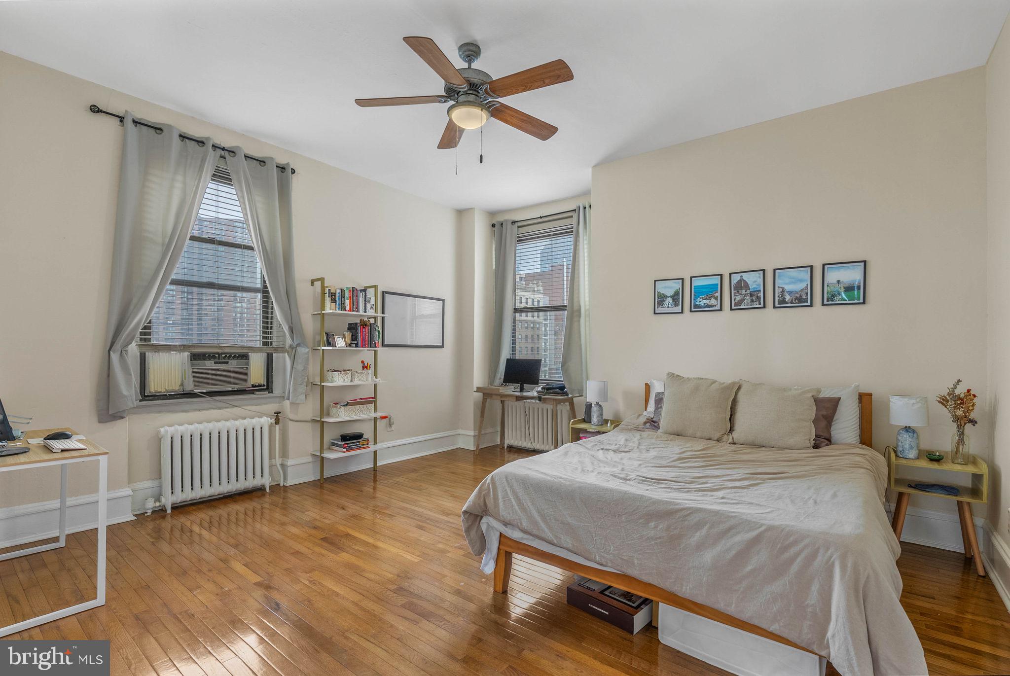 WASHINGTON SQ WEST - Residential