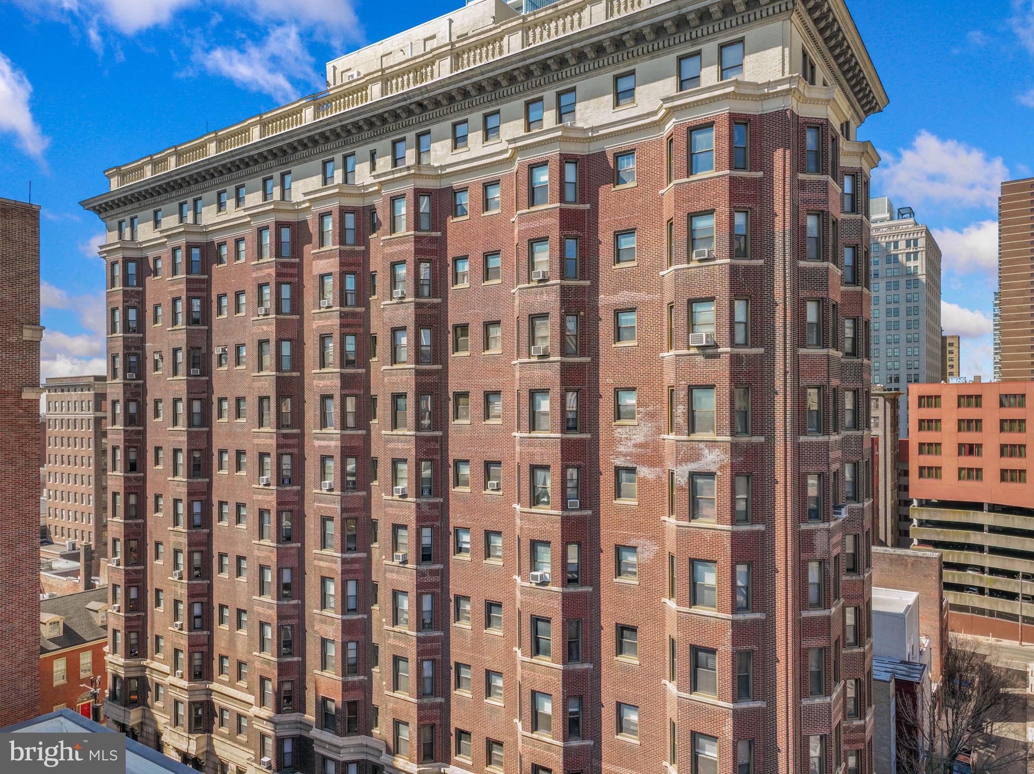 WASHINGTON SQ WEST - Residential