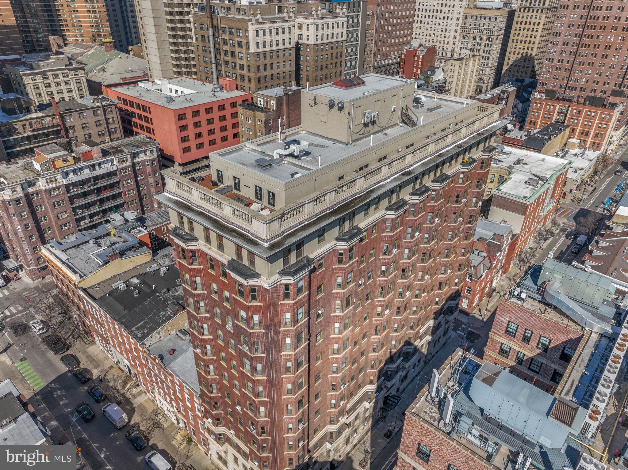 WASHINGTON SQ WEST - Residential
