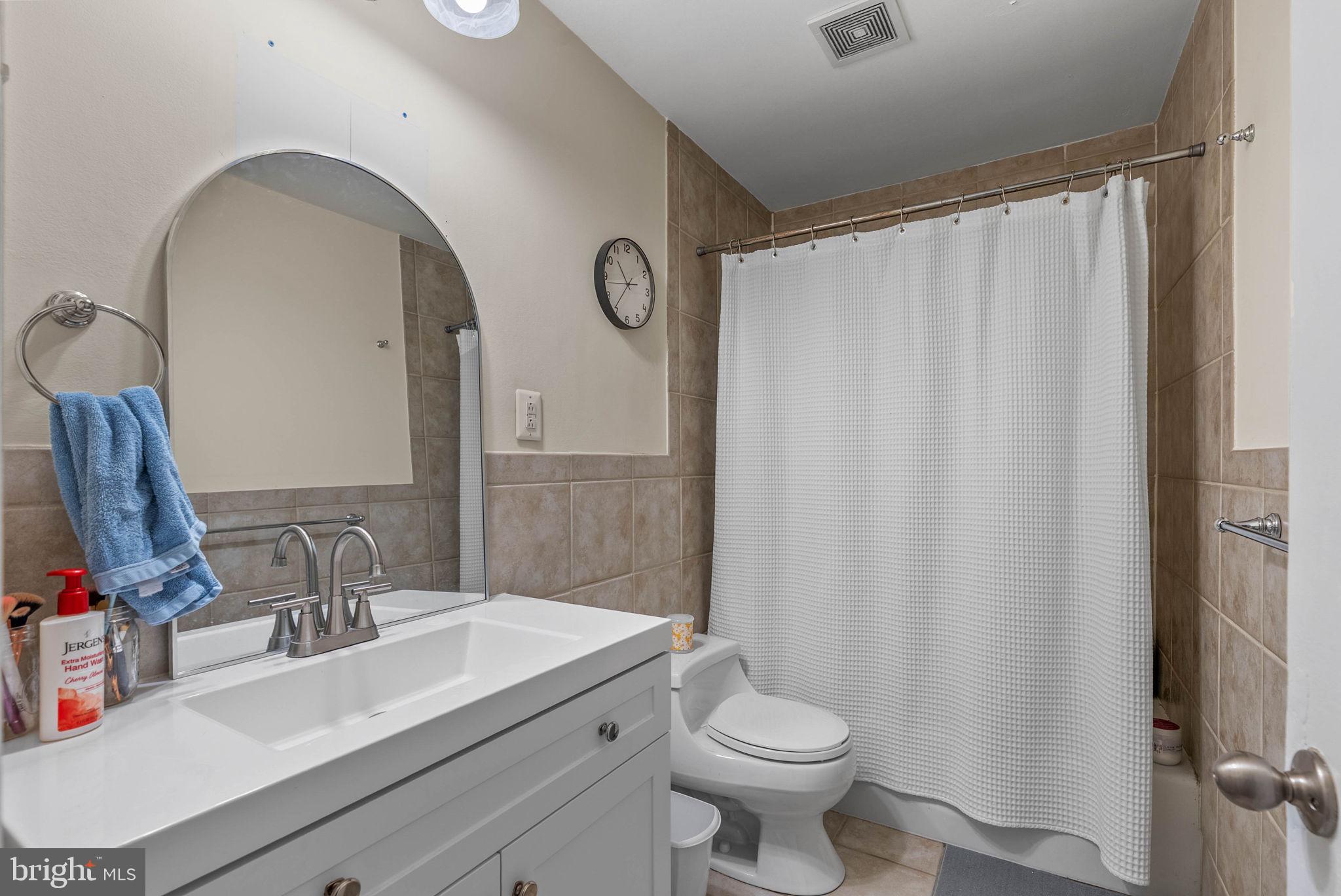 WASHINGTON SQ WEST - Residential