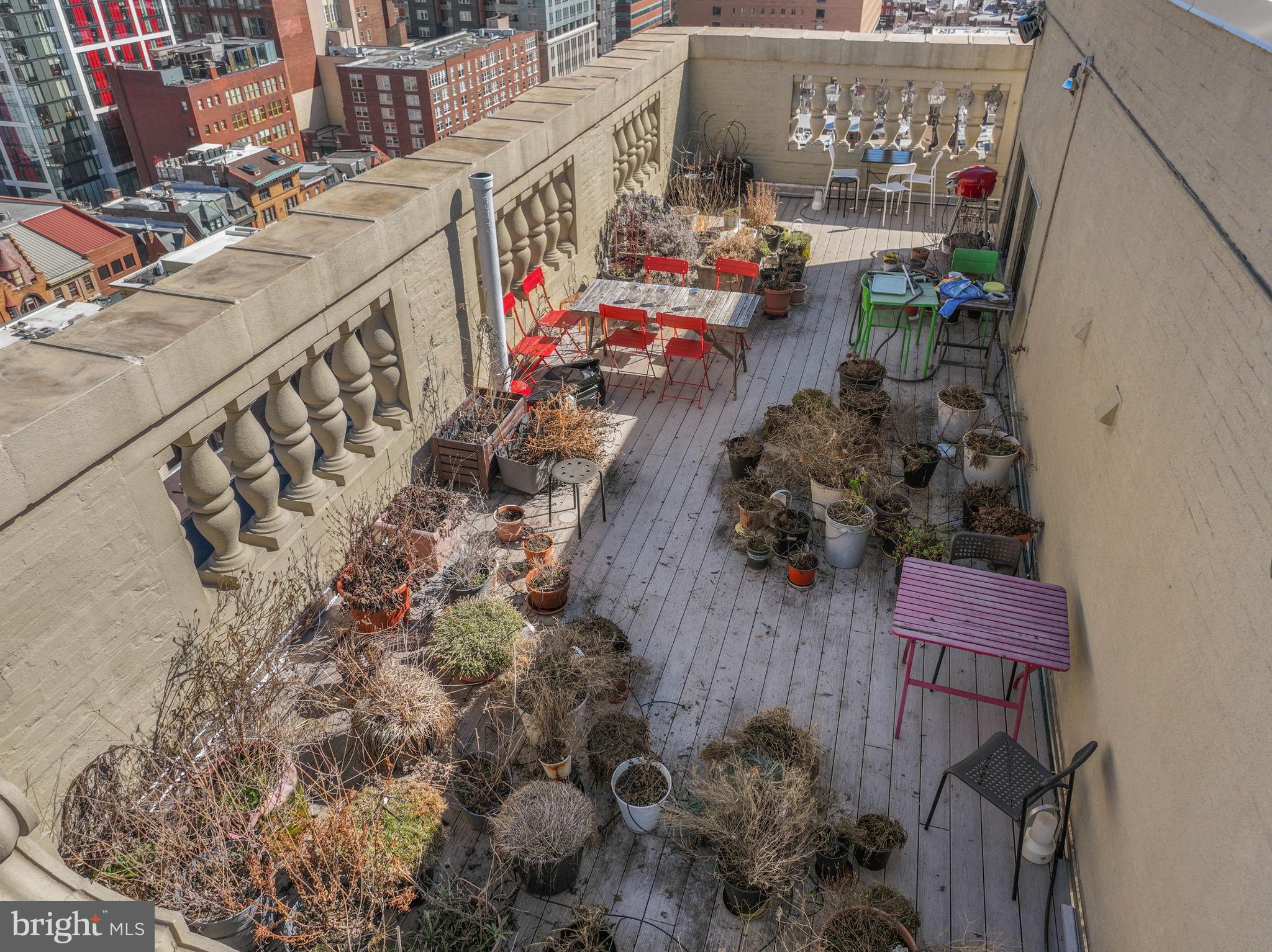 WASHINGTON SQ WEST - Residential