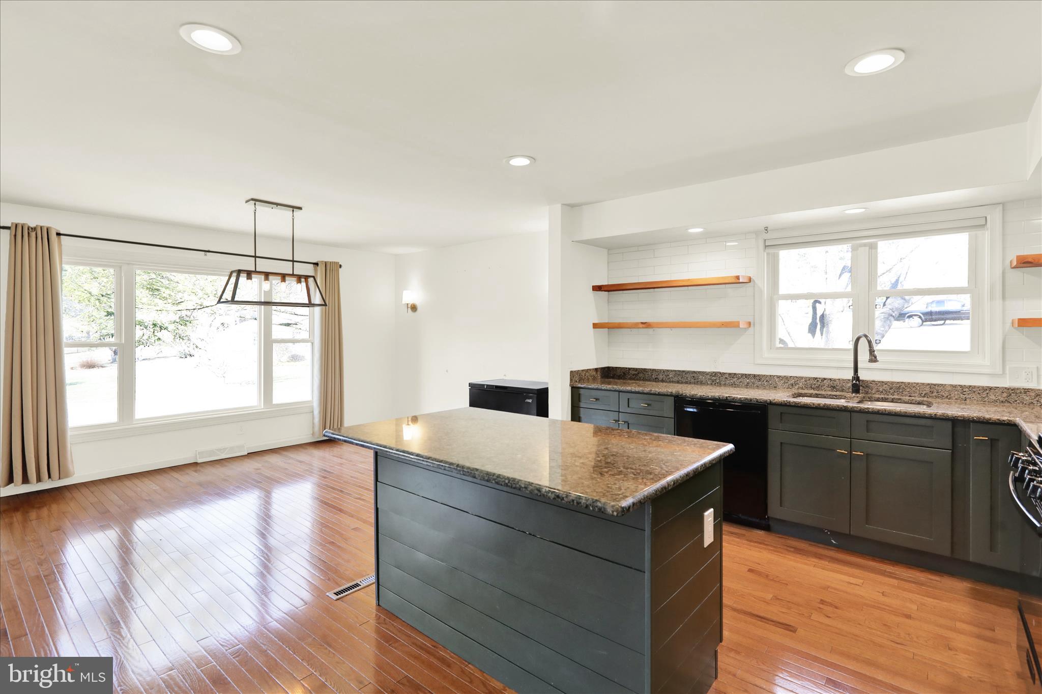 GREENFIELDS - Residential