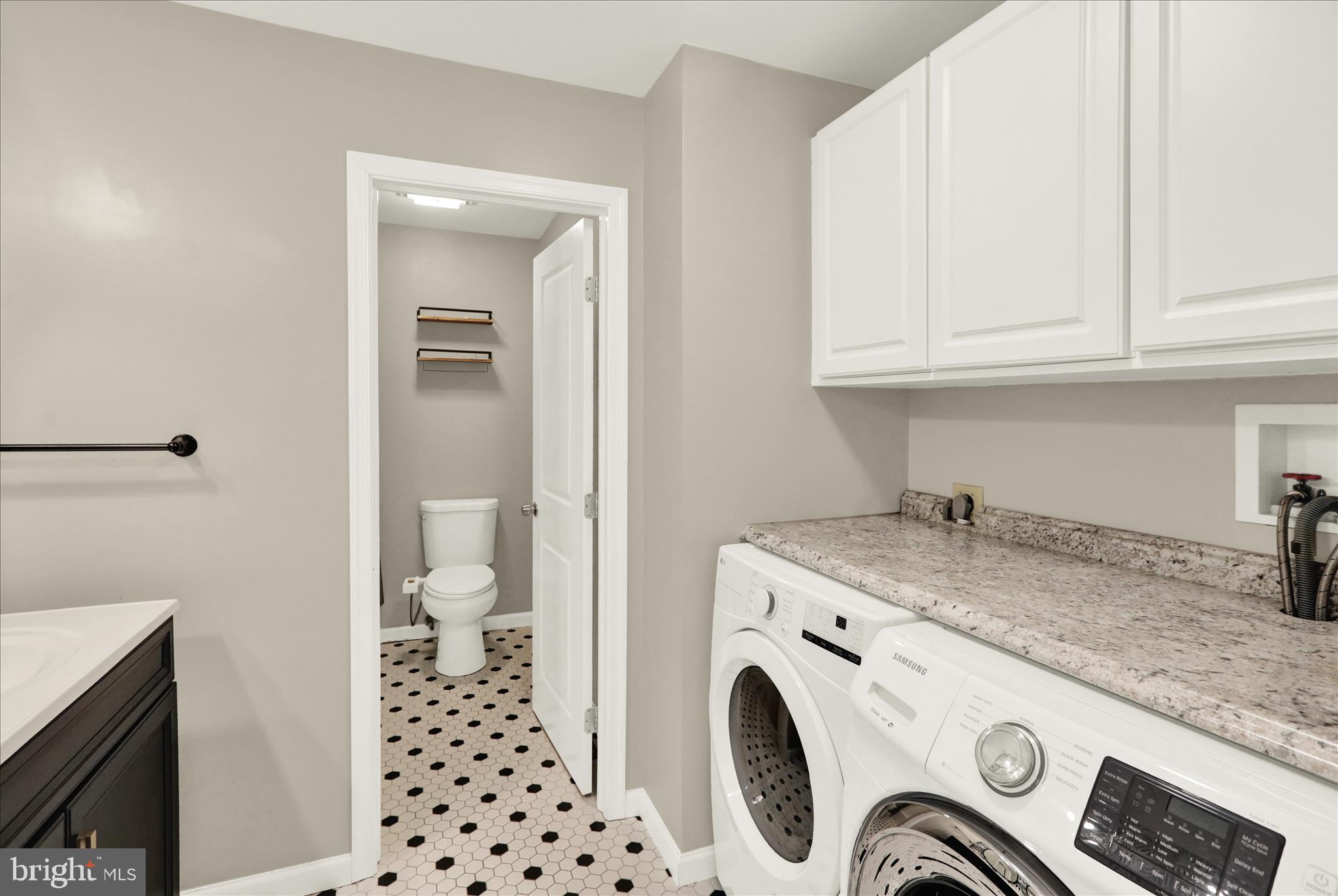 GREENFIELDS - Residential