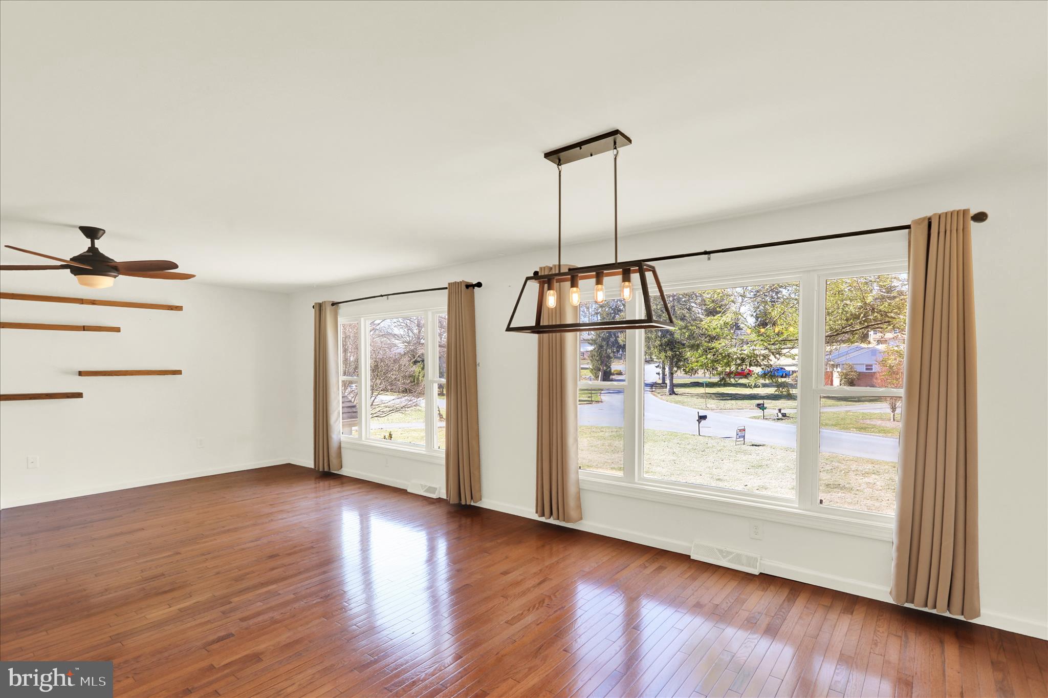 GREENFIELDS - Residential