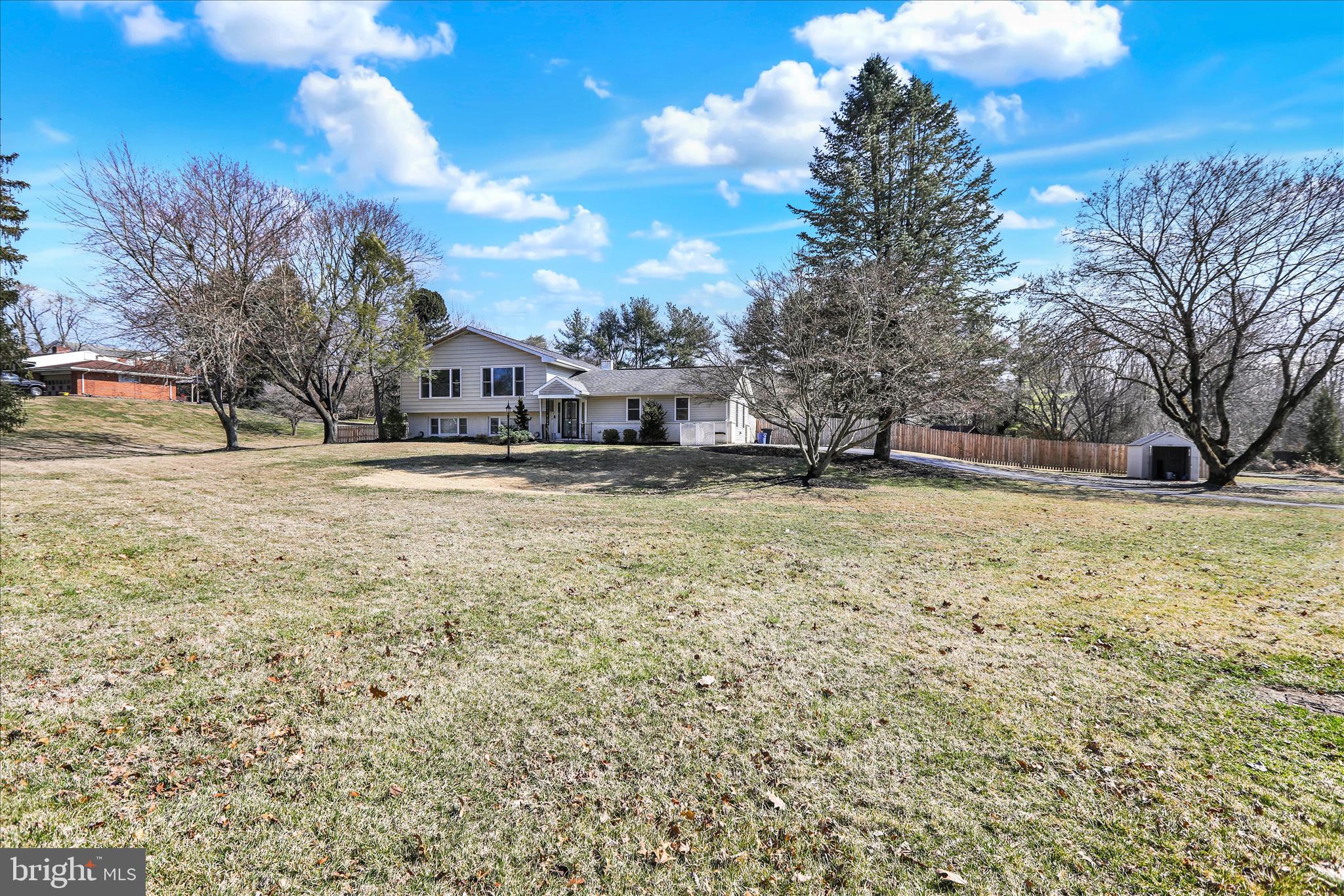 GREENFIELDS - Residential