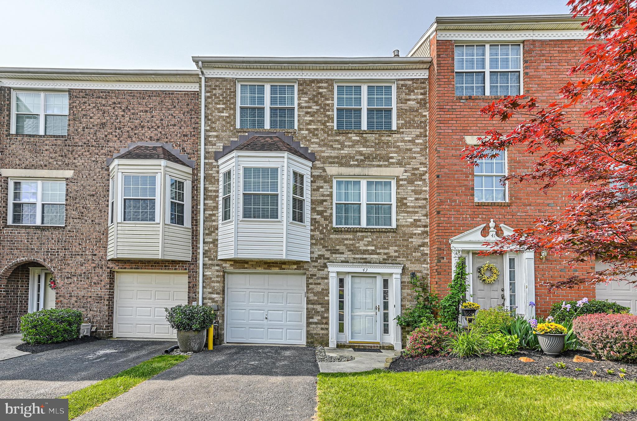 GREENSPRINGS ESTATES - Residential