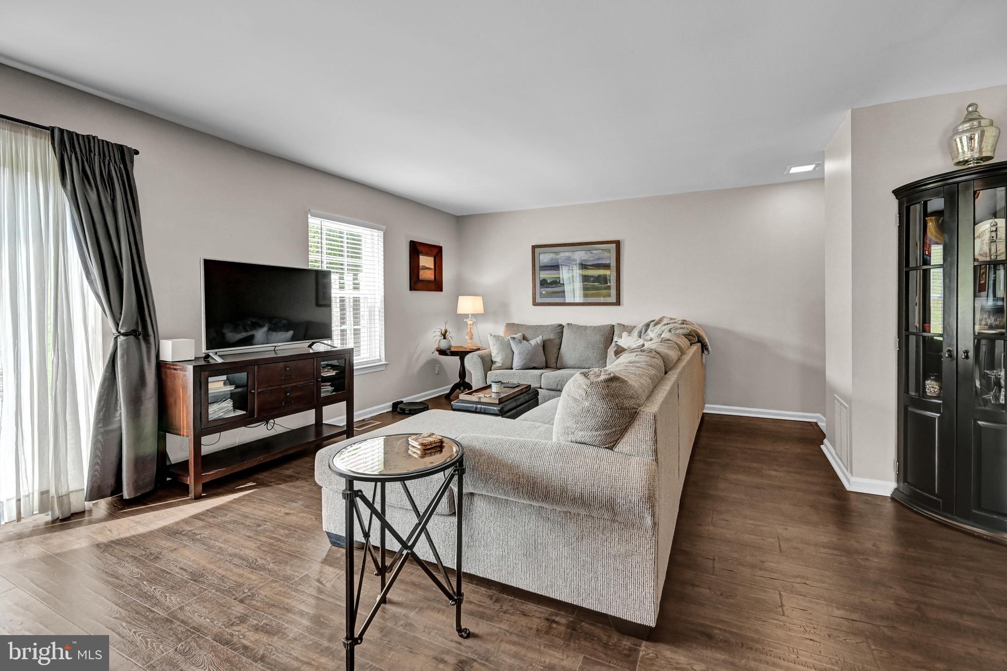 GREENSPRINGS ESTATES - Residential