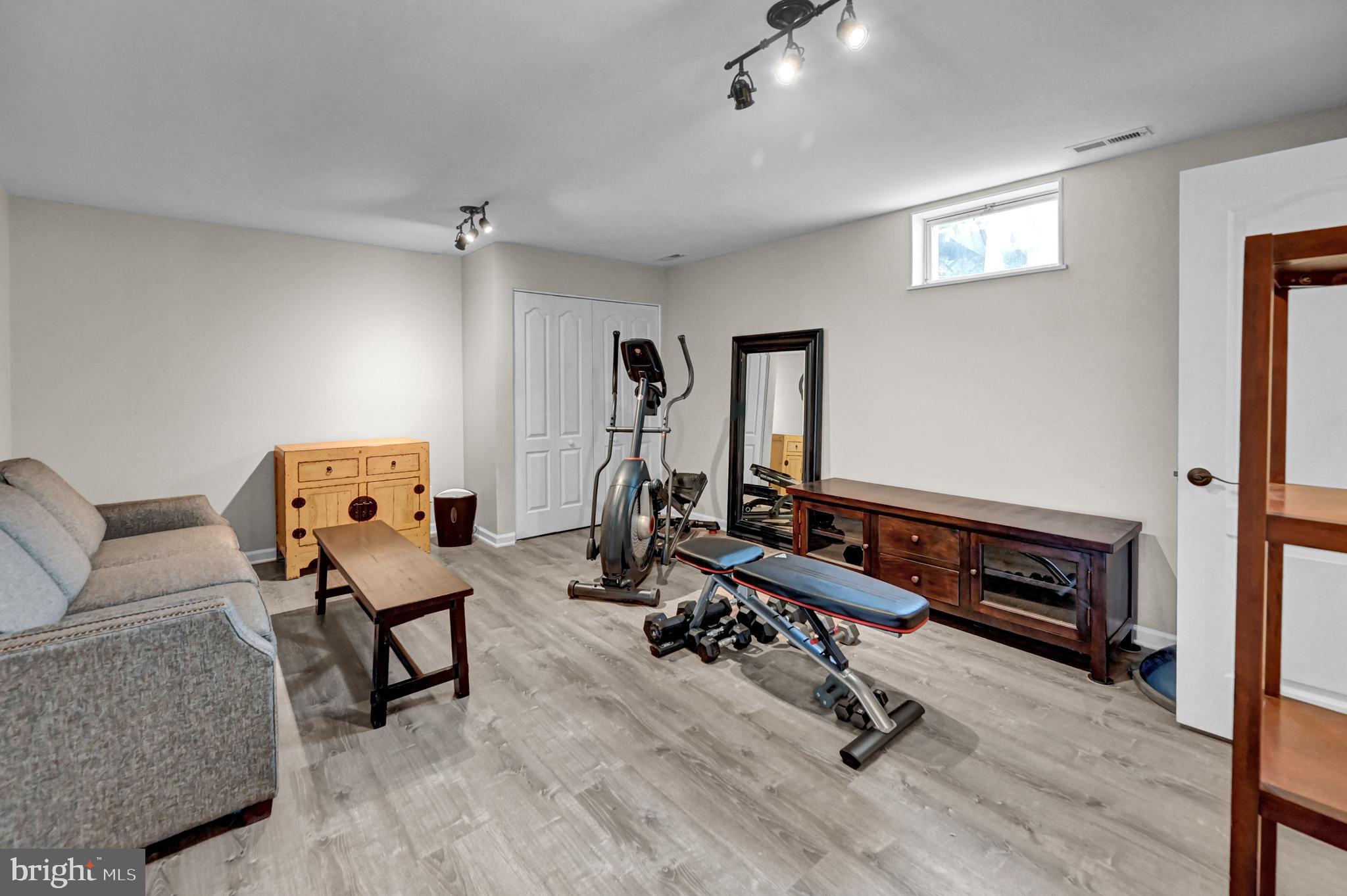 GREENSPRINGS ESTATES - Residential