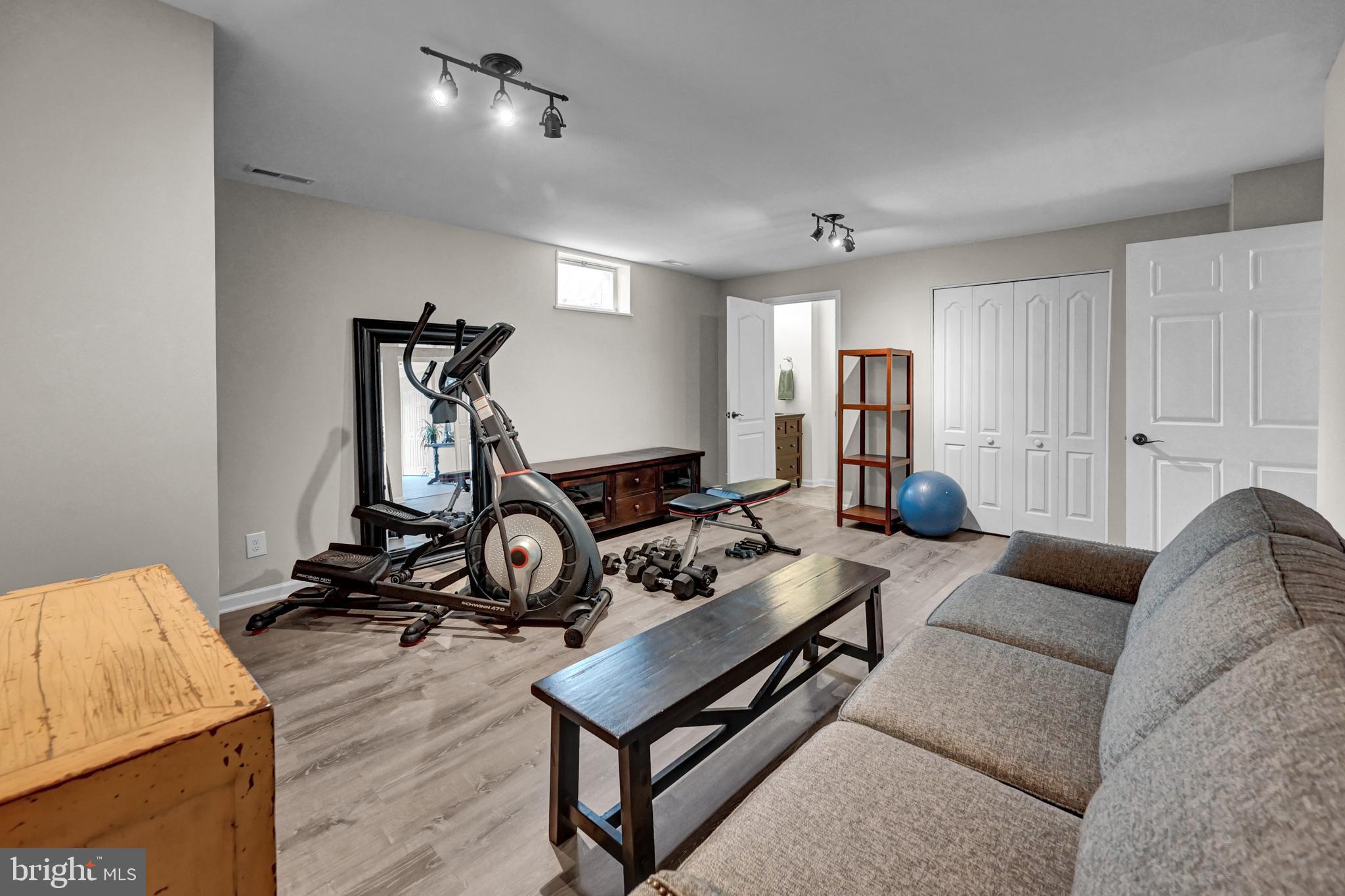 GREENSPRINGS ESTATES - Residential