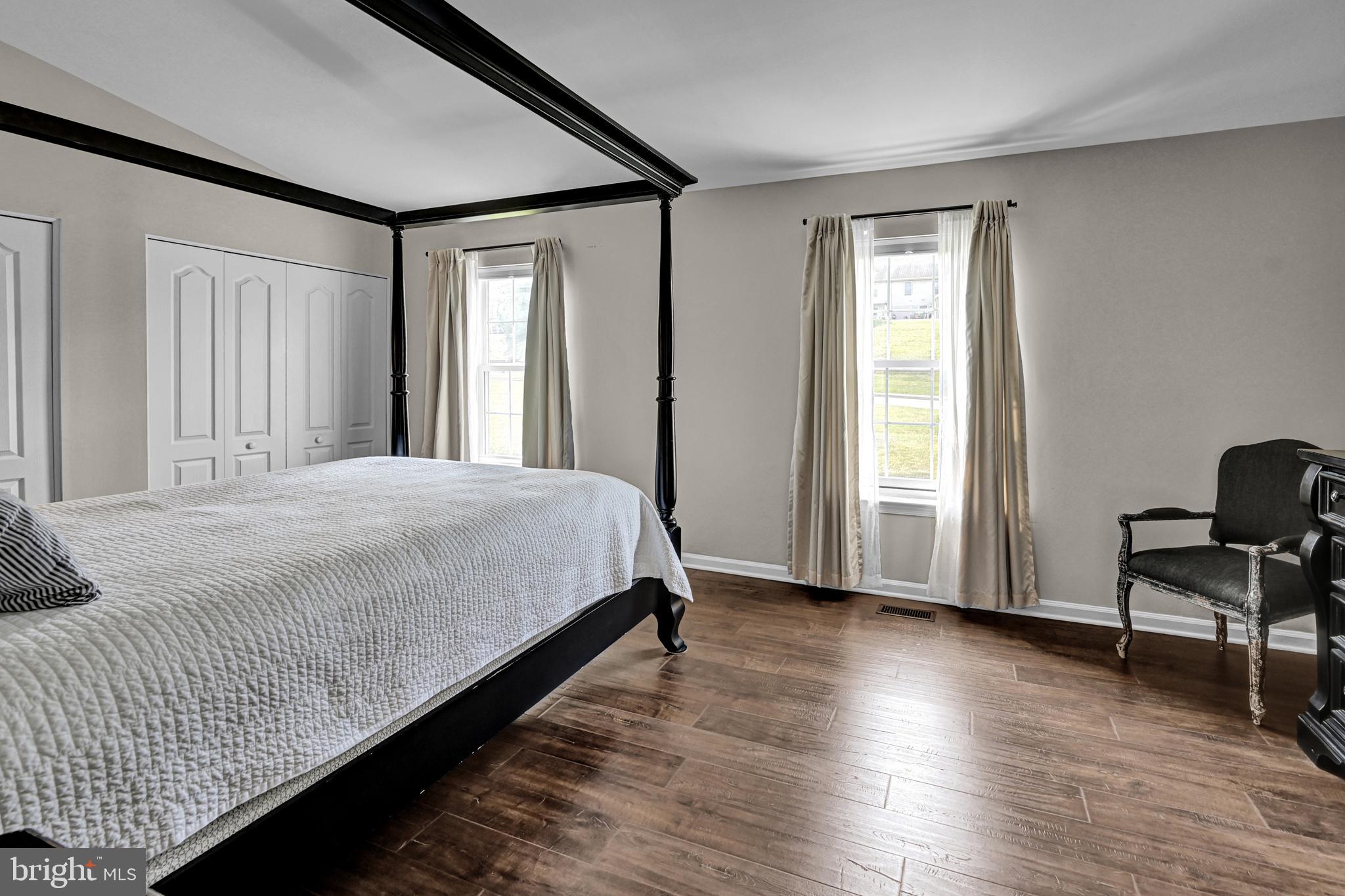 GREENSPRINGS ESTATES - Residential