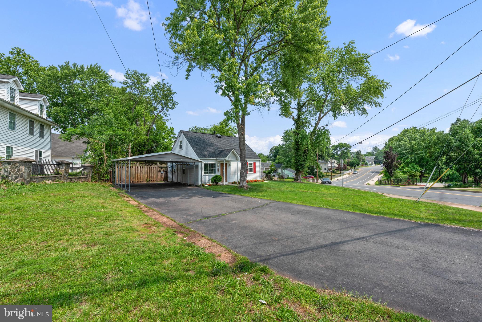 296 MANASSAS DRIVE