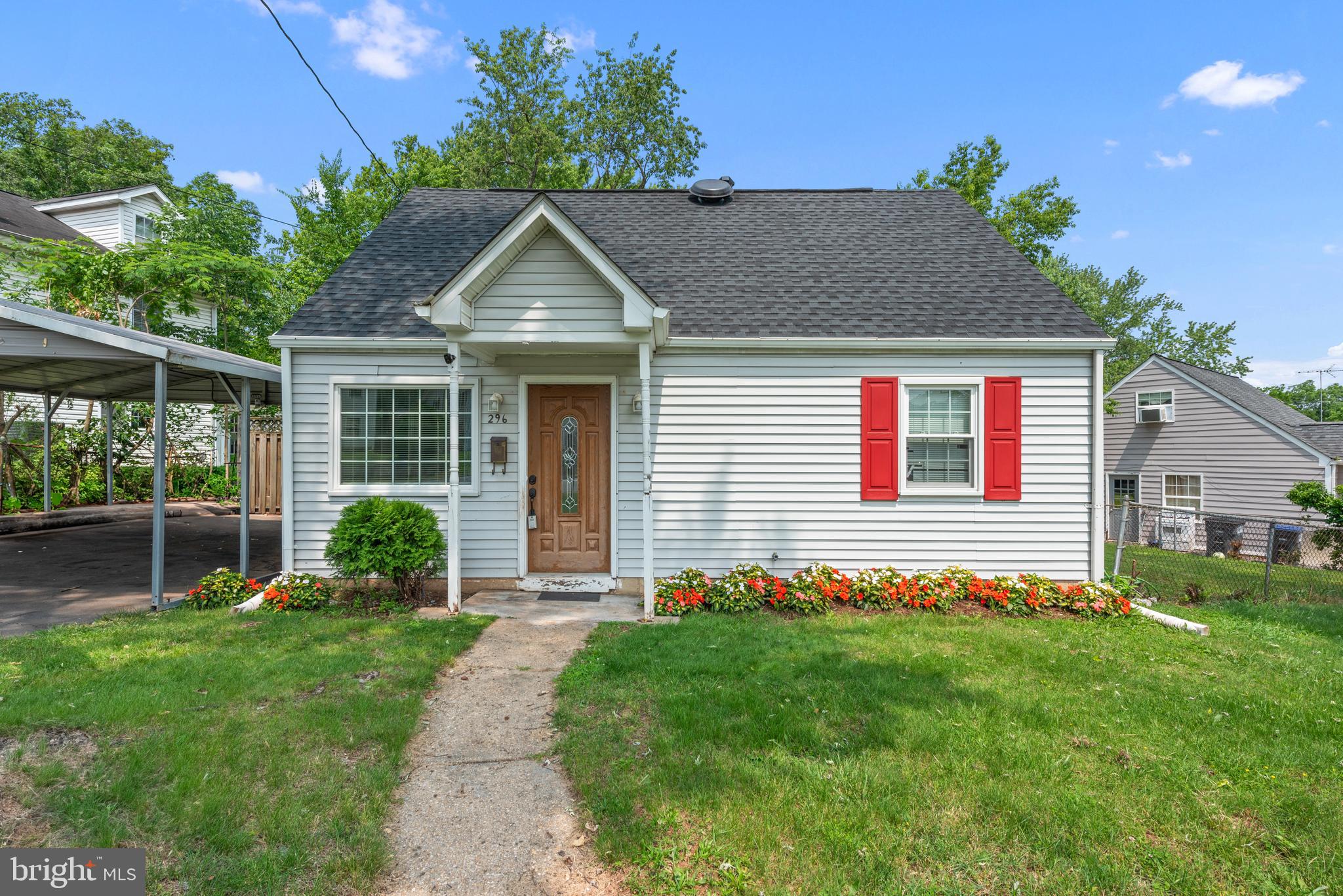 296 MANASSAS DRIVE