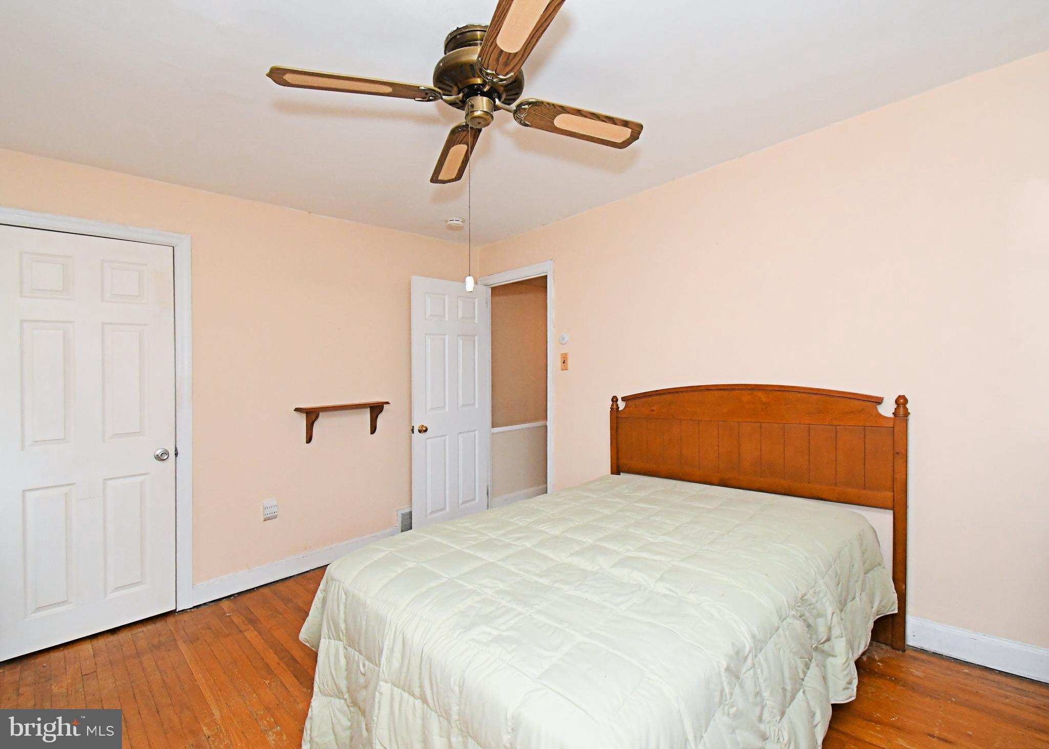 NORRISTOWN - Residential