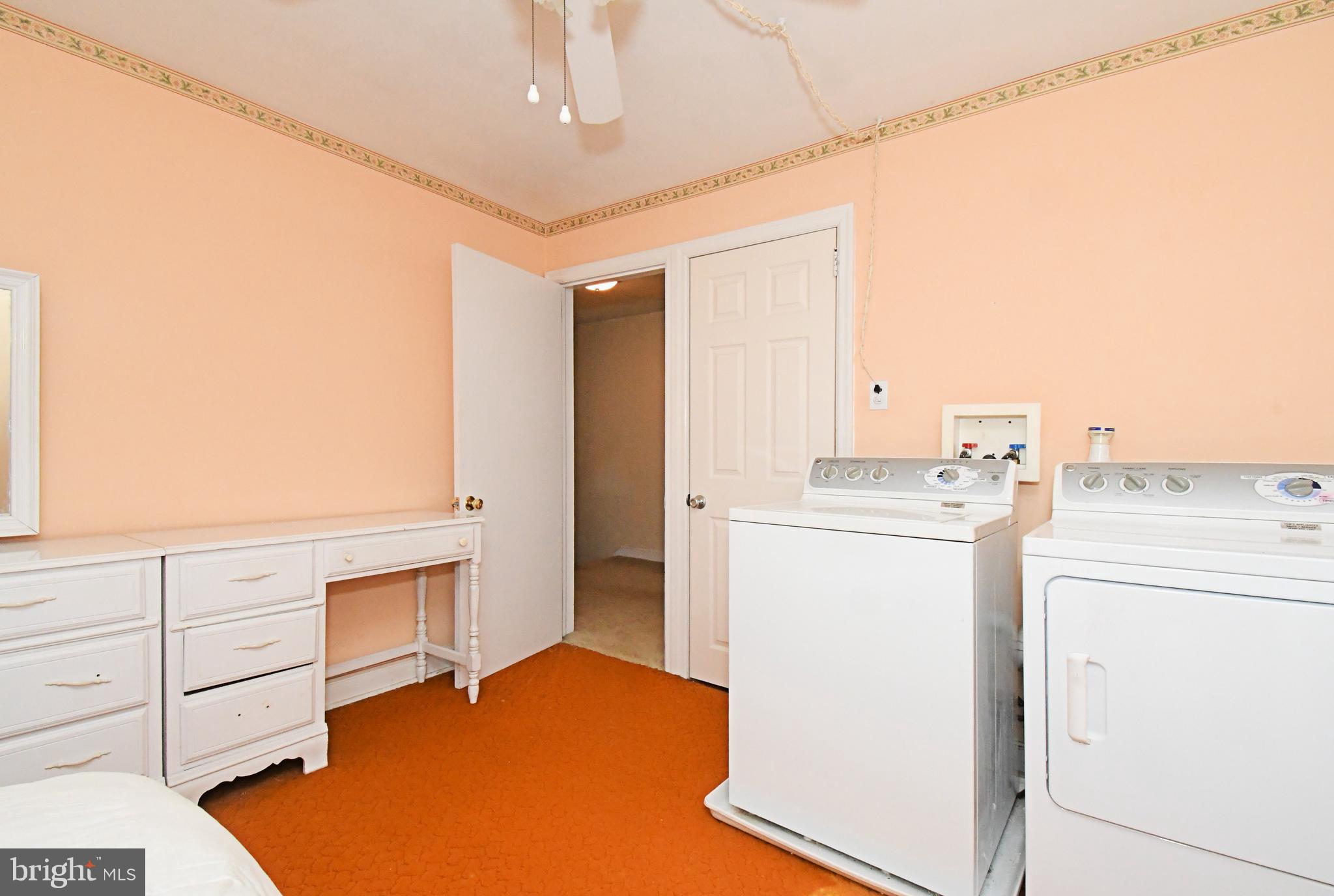 NORRISTOWN - Residential