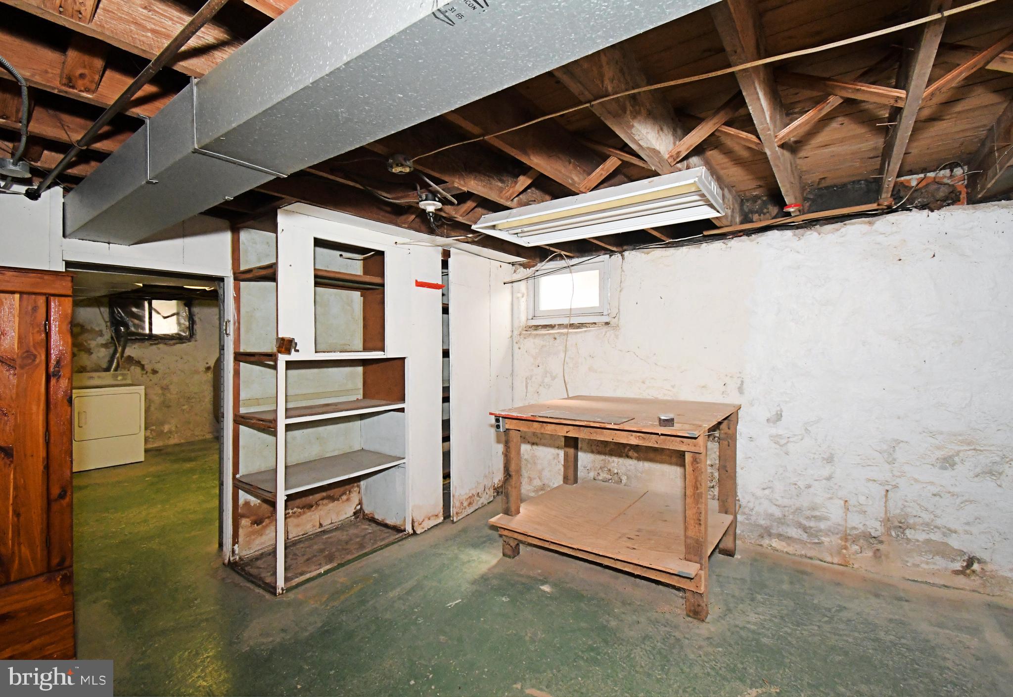 NORRISTOWN - Residential