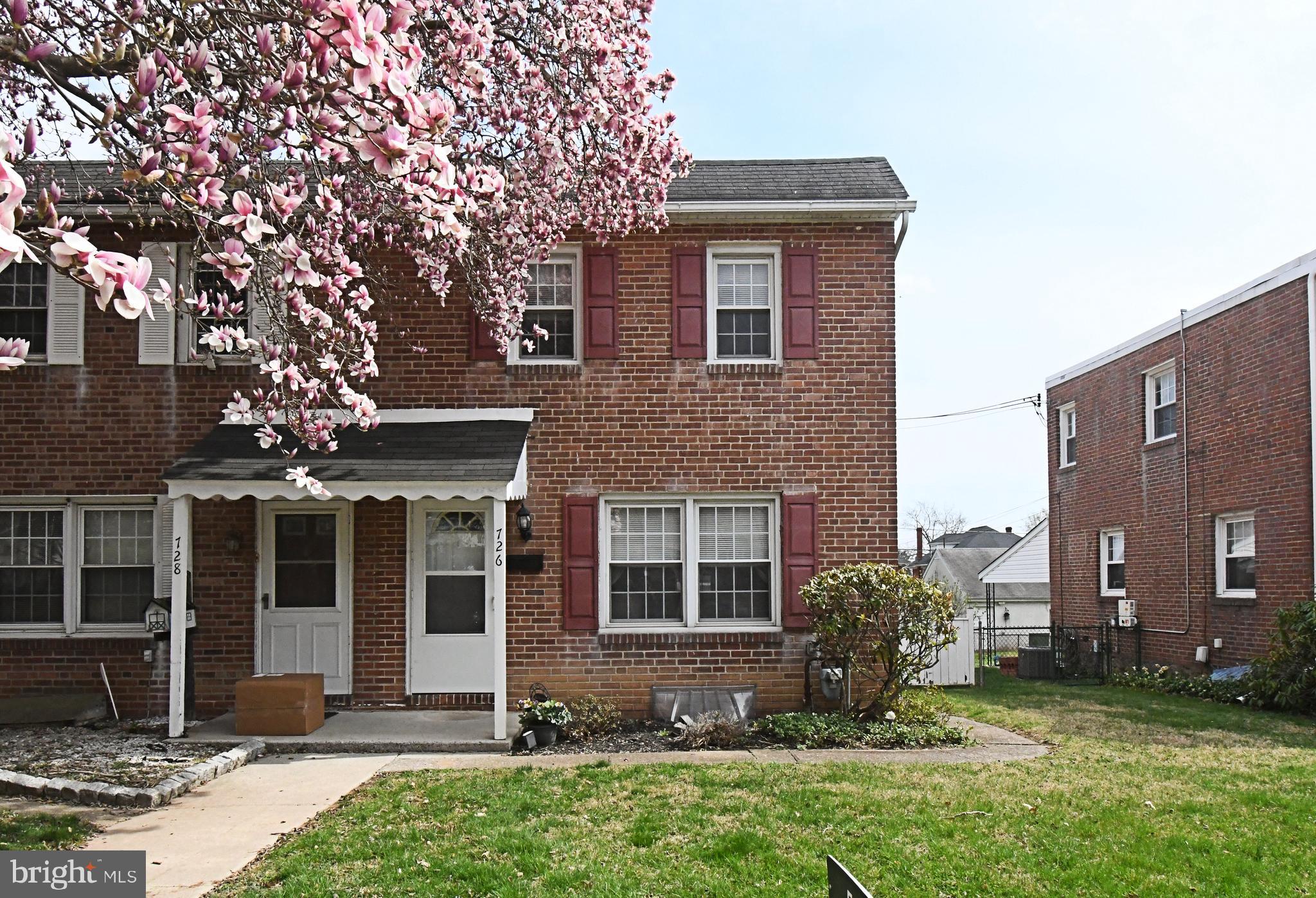 NORRISTOWN - Residential