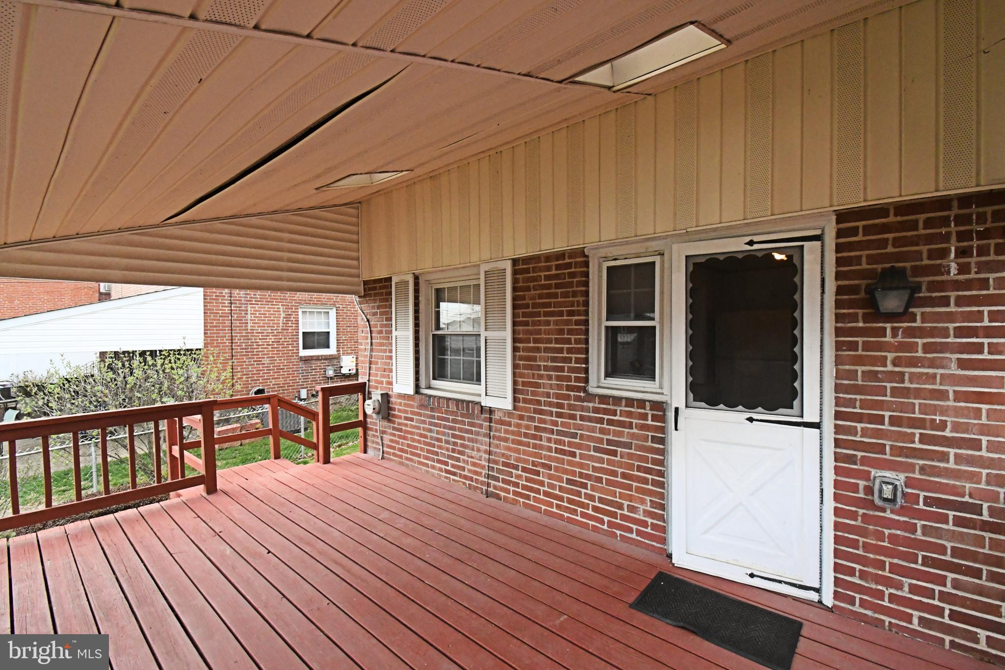 NORRISTOWN - Residential