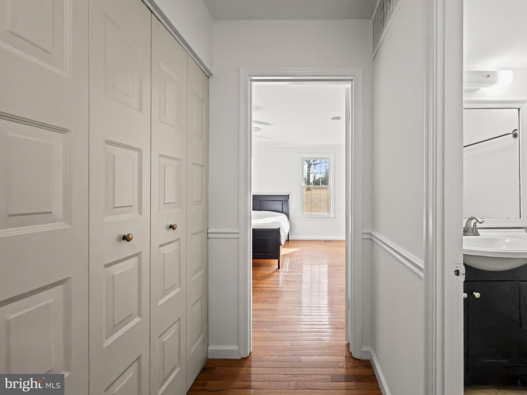 SHADOW OAK - Residential