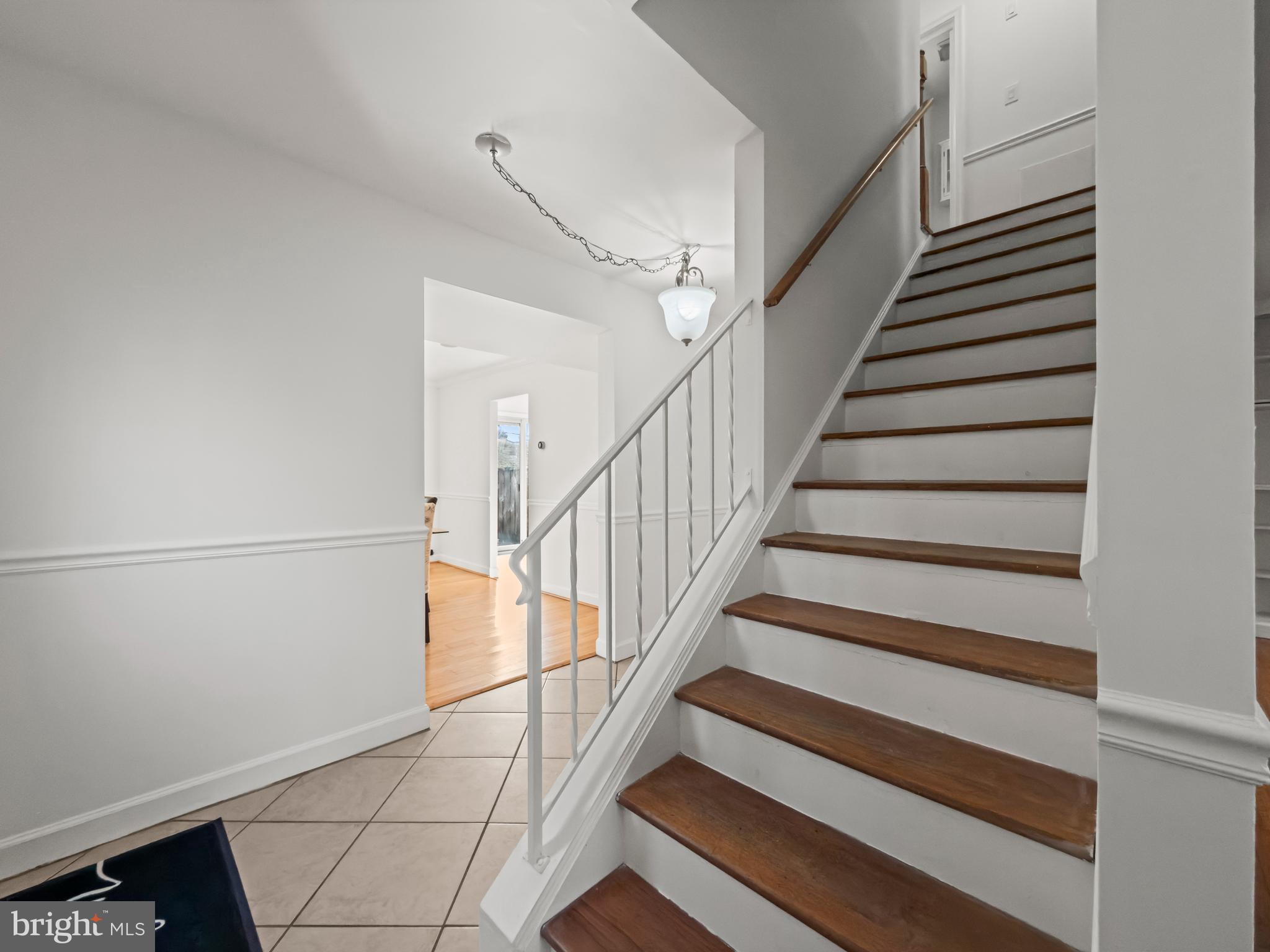 SHADOW OAK - Residential