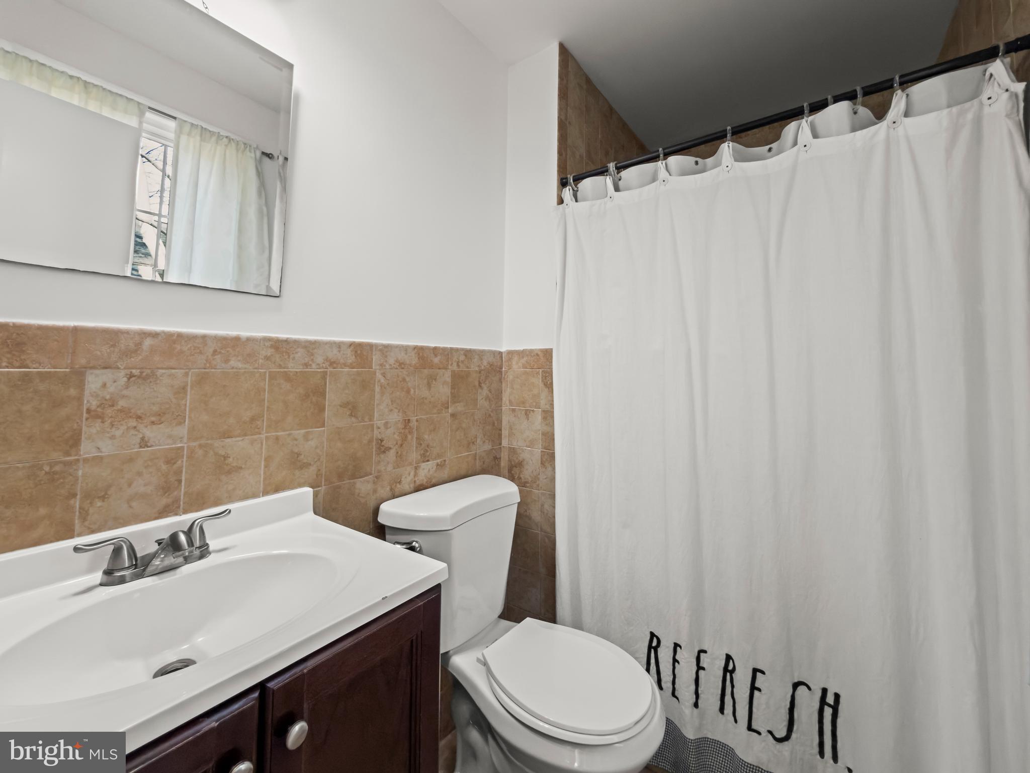 SHADOW OAK - Residential