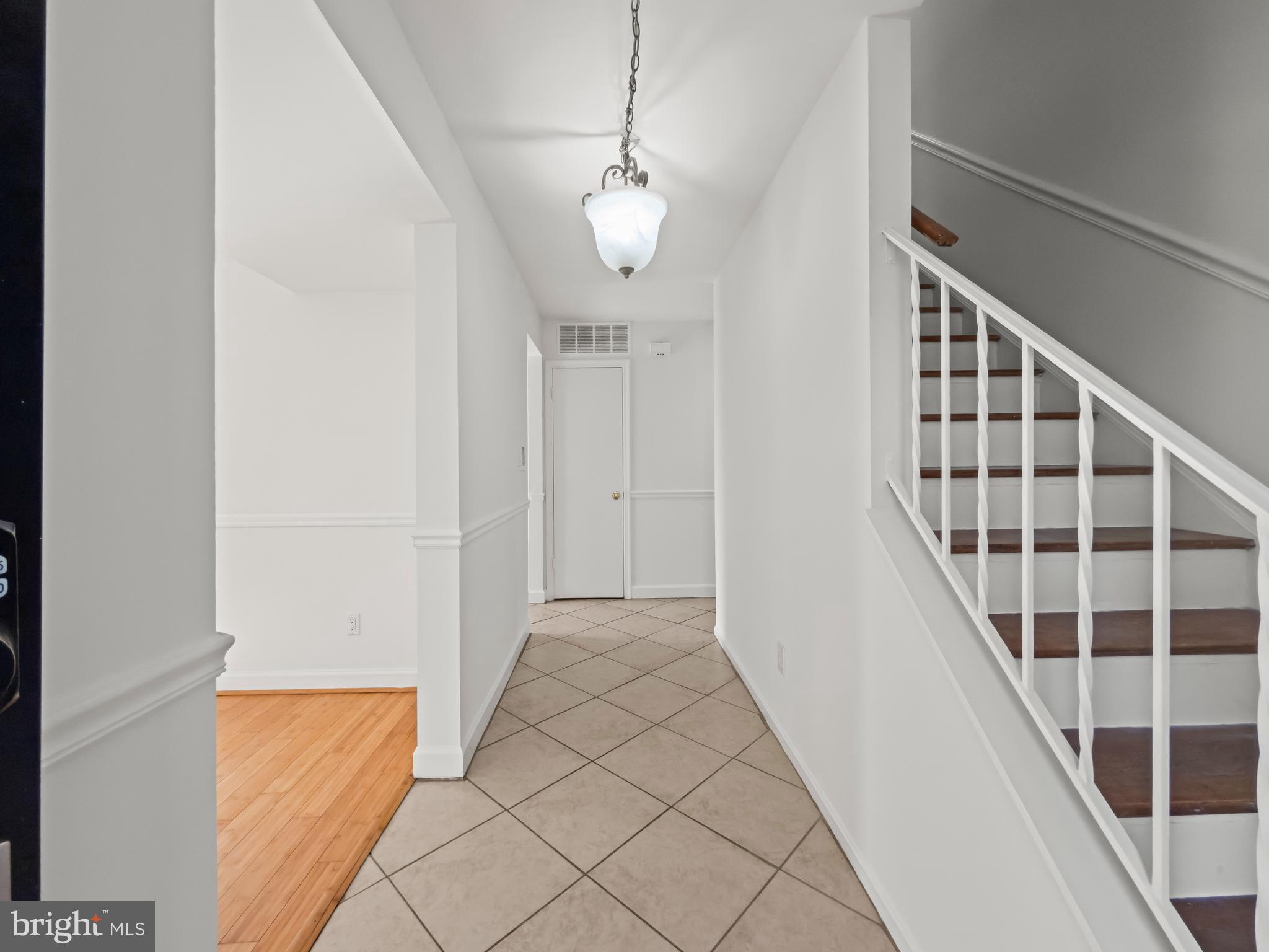 SHADOW OAK - Residential