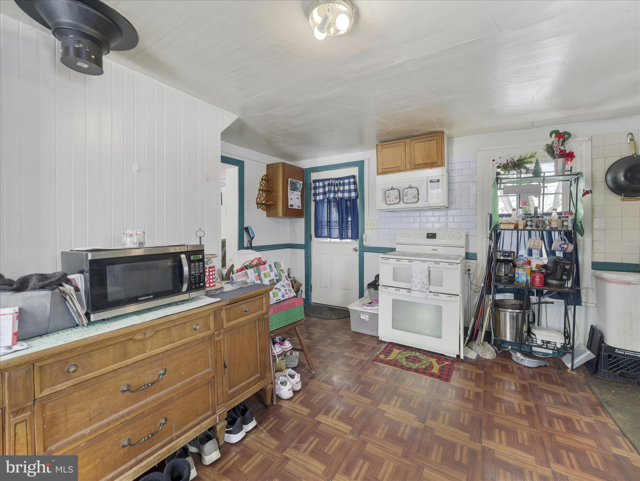 SUNSET CREEK ESTATES - Residential