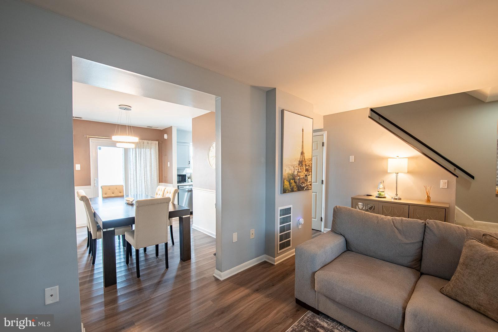 72 LEXTON DRIVE 72