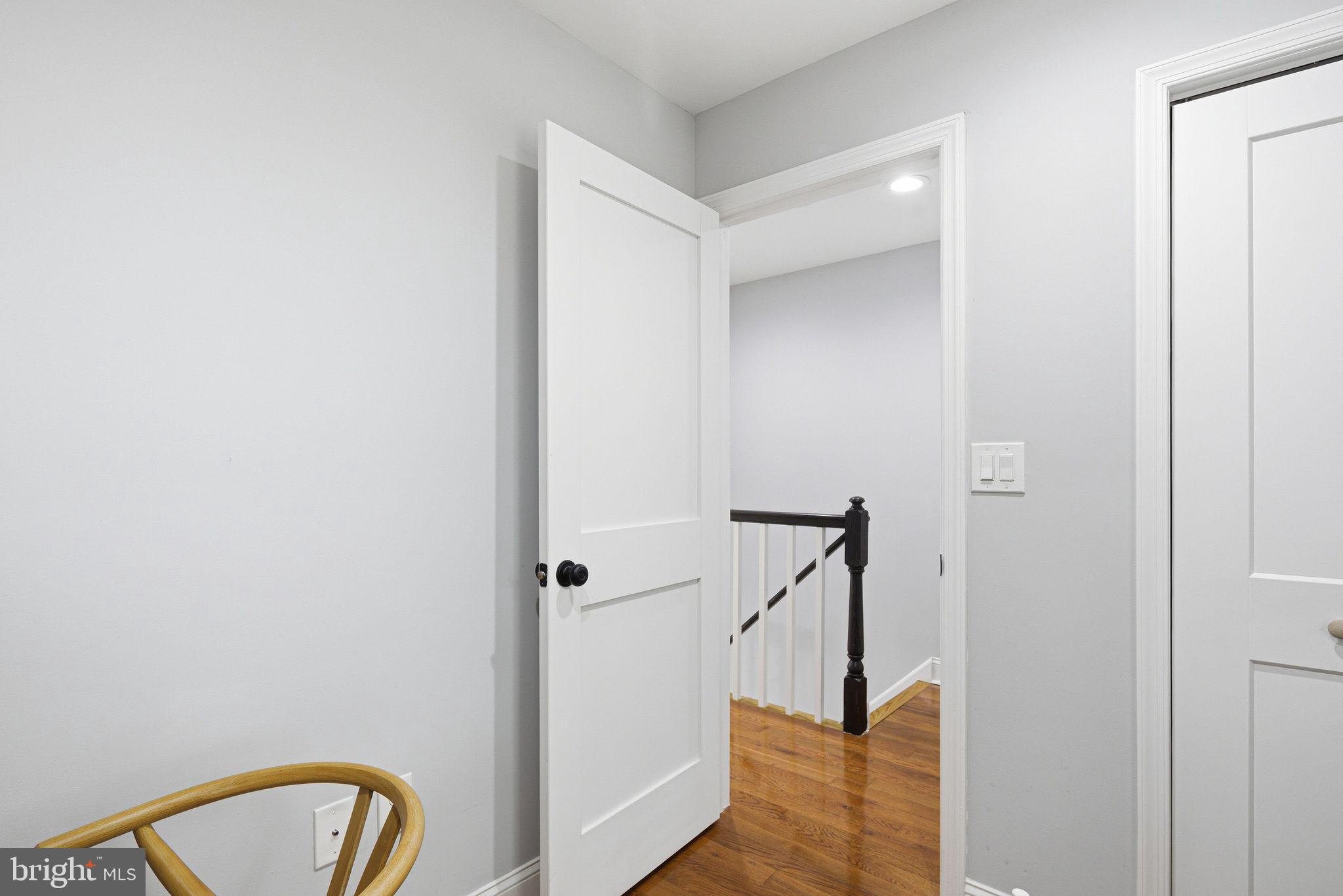 DICKINSON NARROWS - Residential