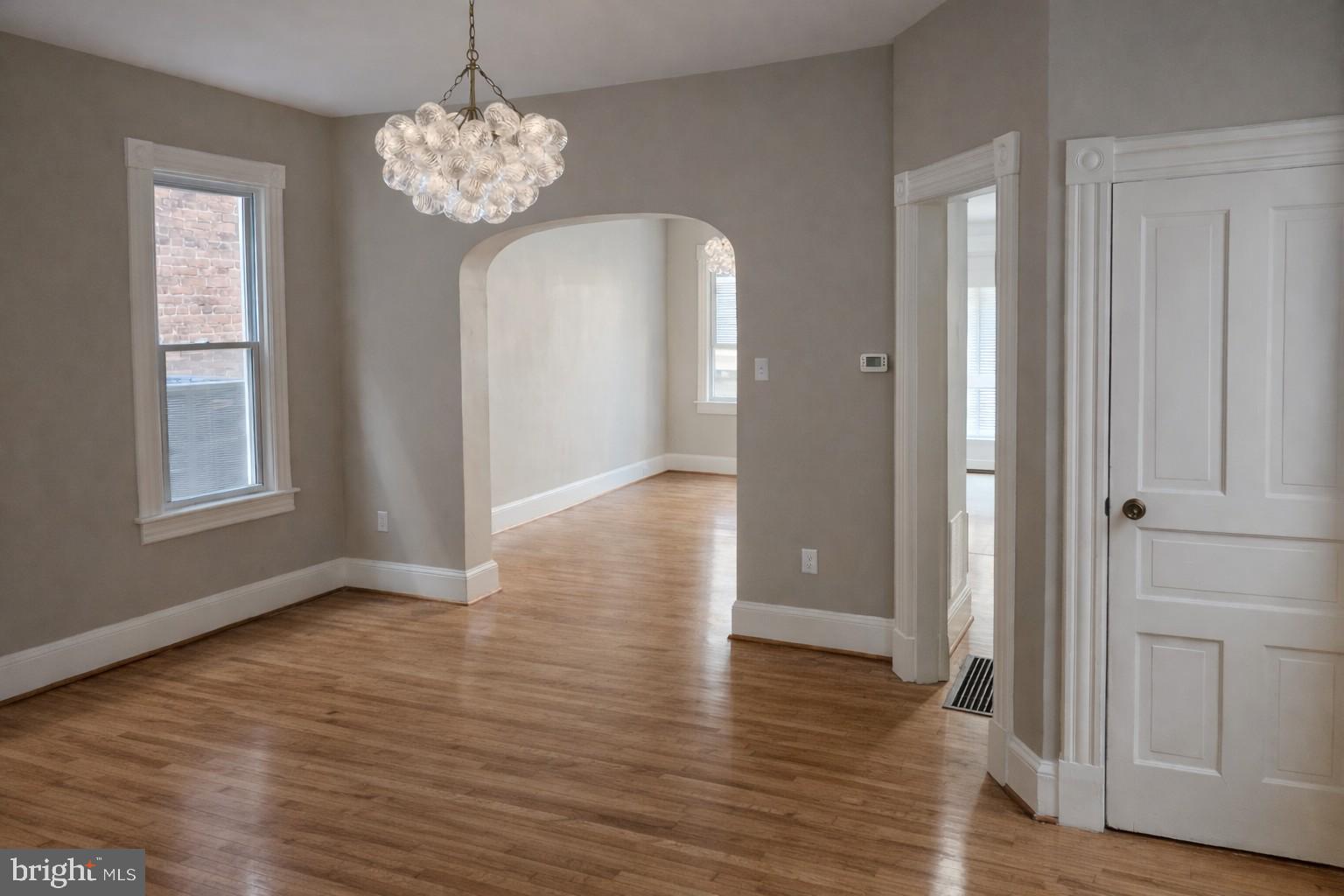 WEST SIDE - Residential