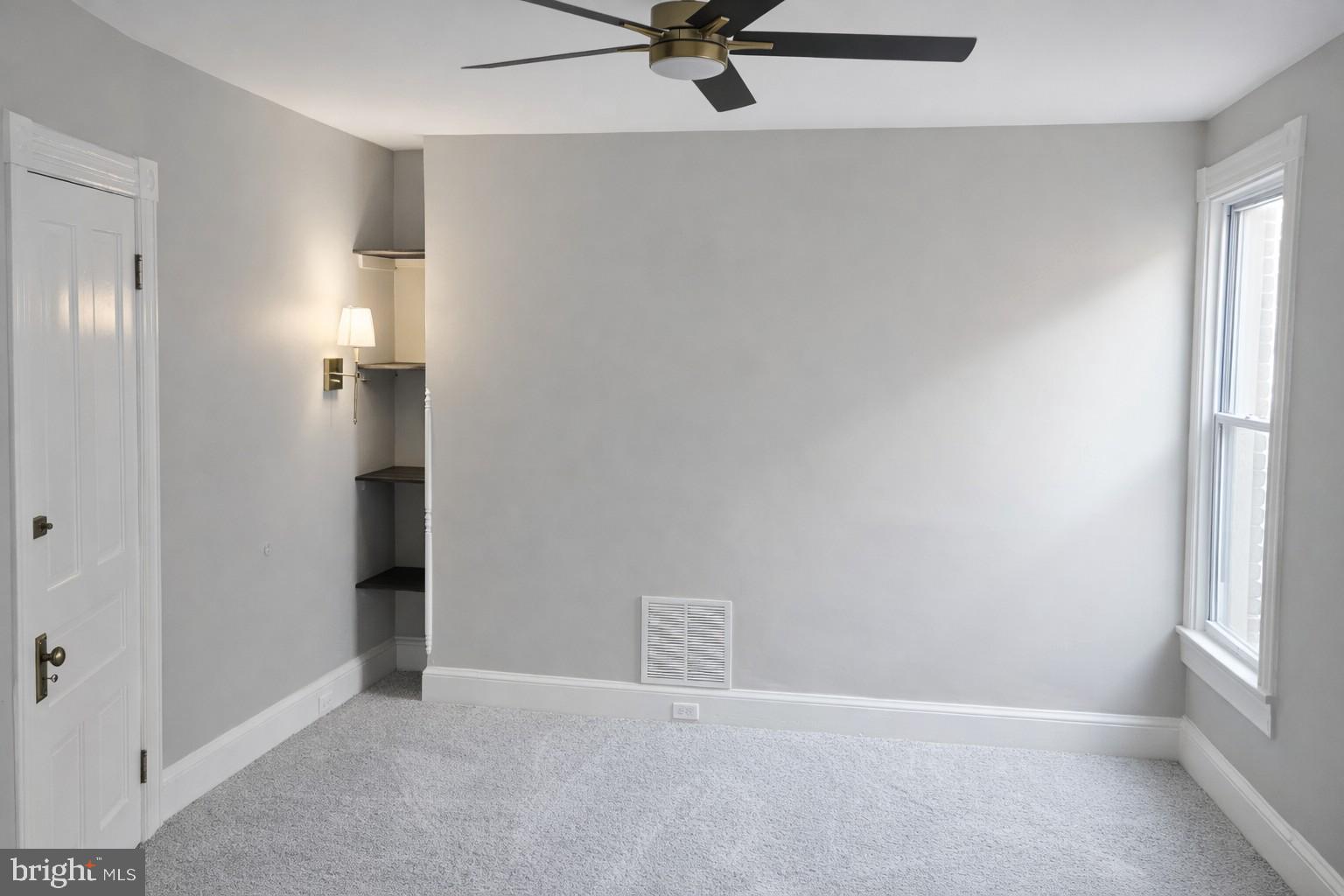 WEST SIDE - Residential