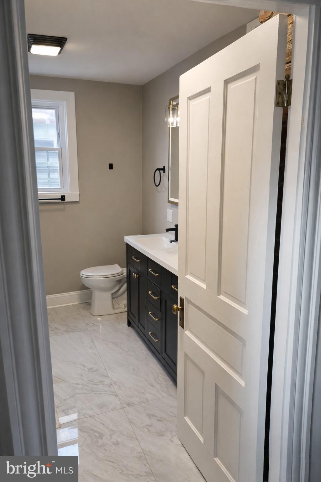 WEST SIDE - Residential