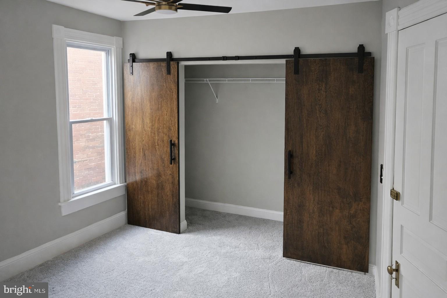 WEST SIDE - Residential