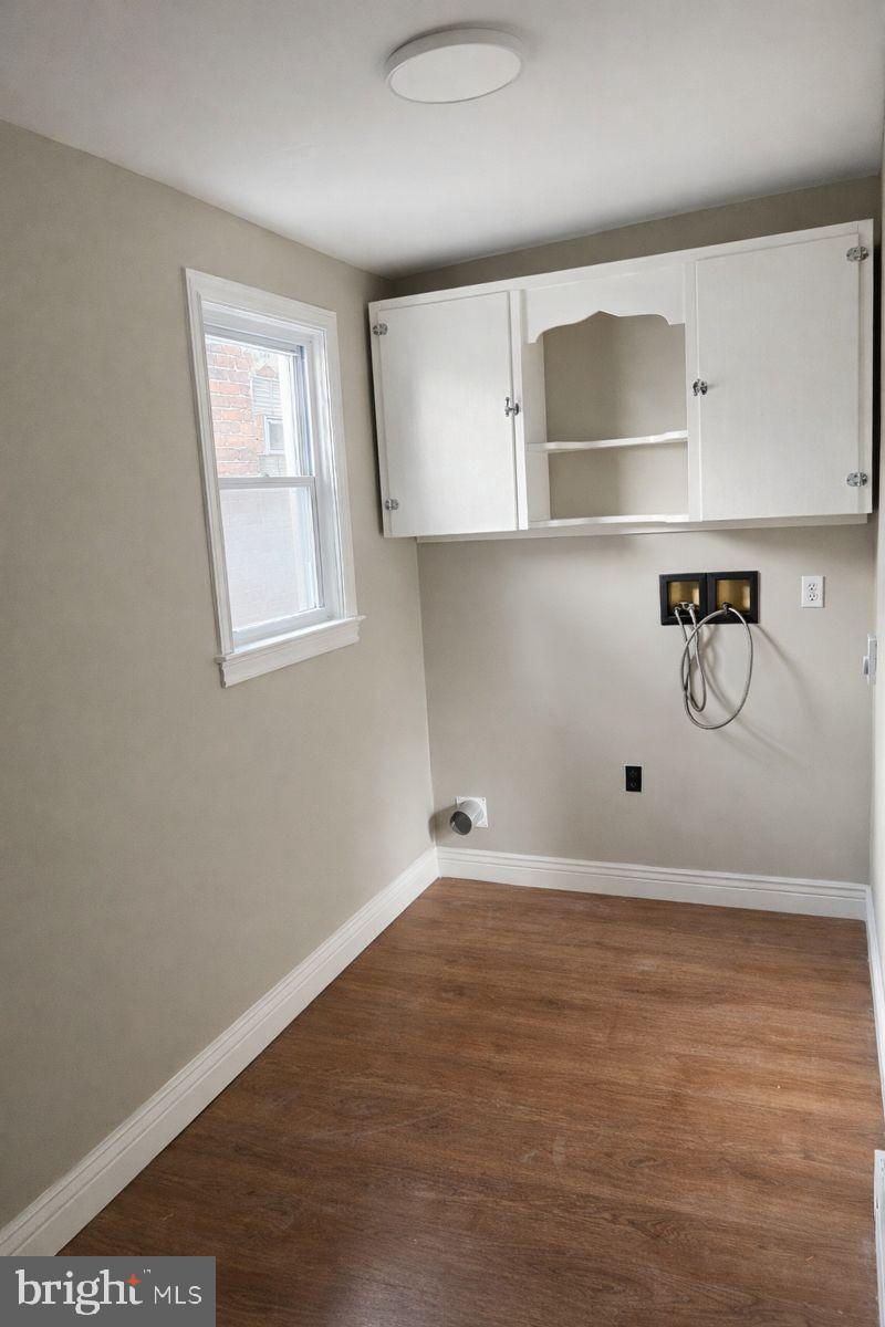 WEST SIDE - Residential