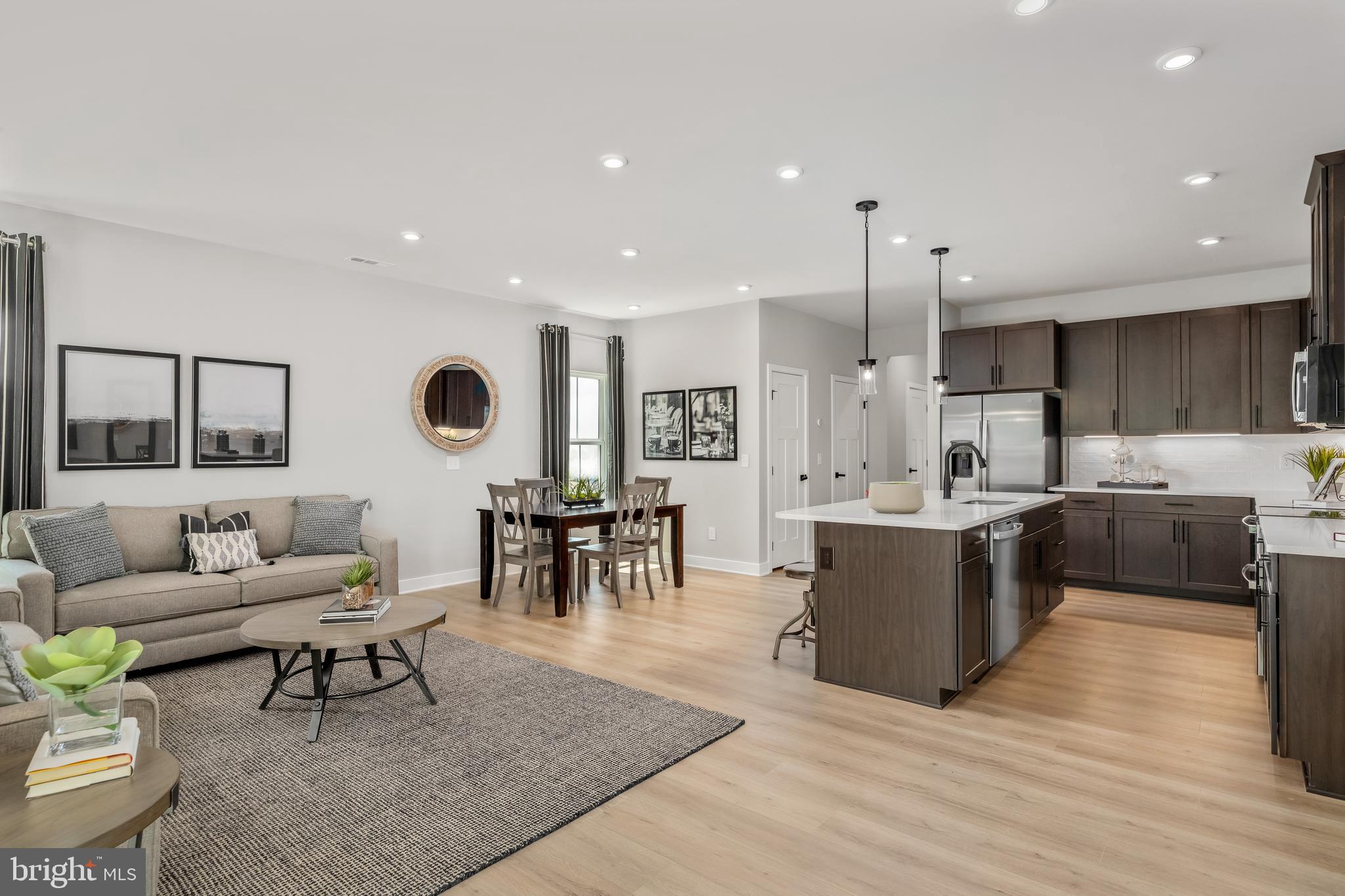 THORNDALE WOODS - Residential