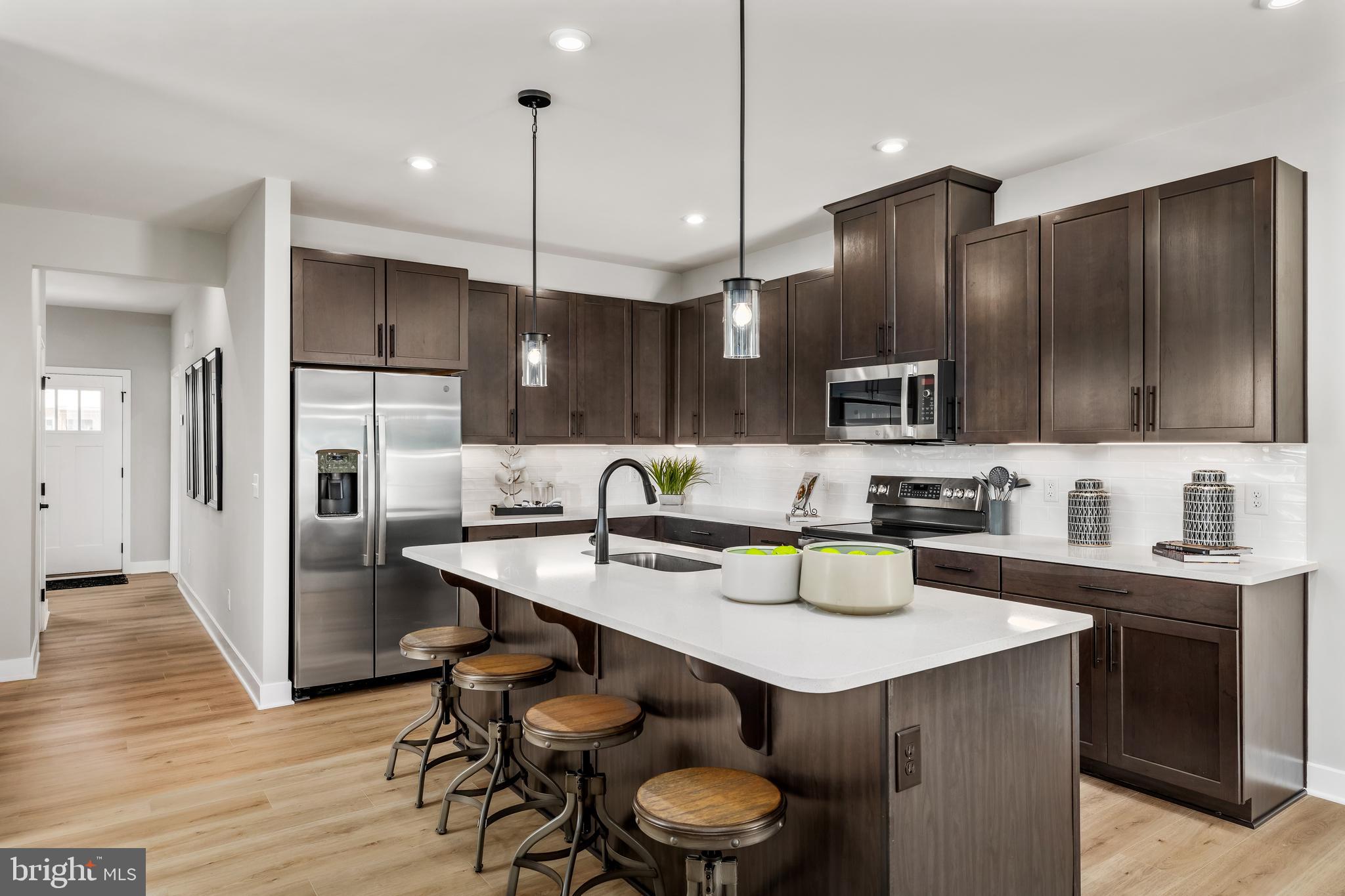 THORNDALE WOODS - Residential