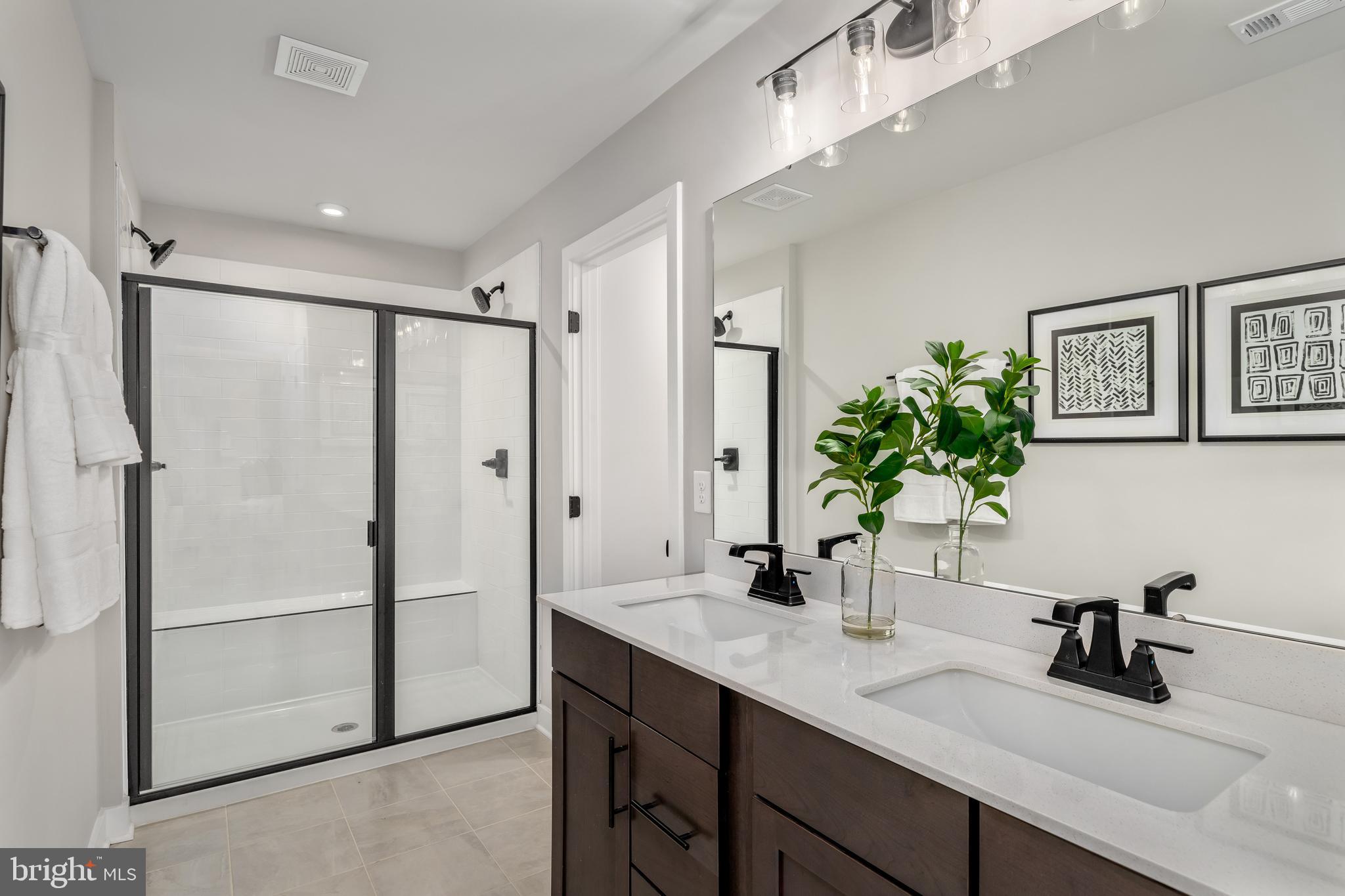 THORNDALE WOODS - Residential