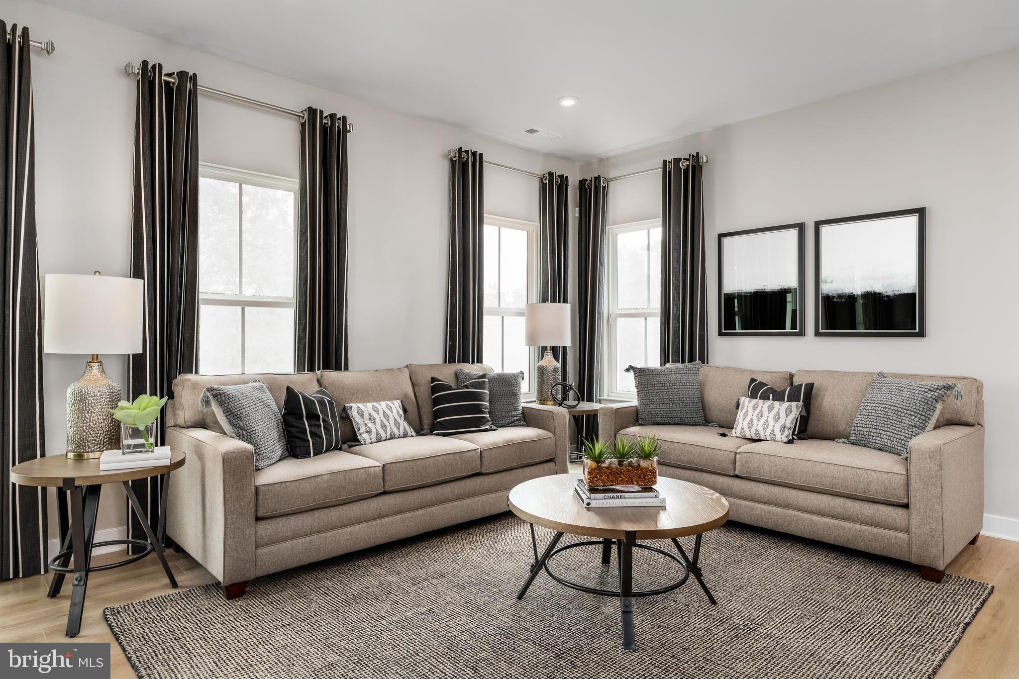 THORNDALE WOODS - Residential