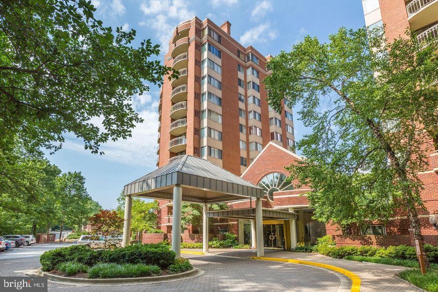 RARE CORNER UNIT - MUST SEE - NEW HVAC-  Must See to Believe, New Kitchen, New Bath, Superb bright , Private Balcony.   Unit Conveys with Private Parking Space in Garage, Plenty of Guest Parking.  The Fallswood is a great place to live,  recently upgraded and opened floor plan.  The outside picnic area is amazing , so nicely done.  Washer,dryer in unit.  wood floors.  Walking distance to Pike & Rose, Whole food, Strathmore Hall . Close to 495 and 270 .  MAKE SURE YOU SEE THE PARK AREA FOR BBQ  ETC.....IT IS QUITE UNIQUE AND THE BUILDING IS SURROUNDED BY GREEN TREES.