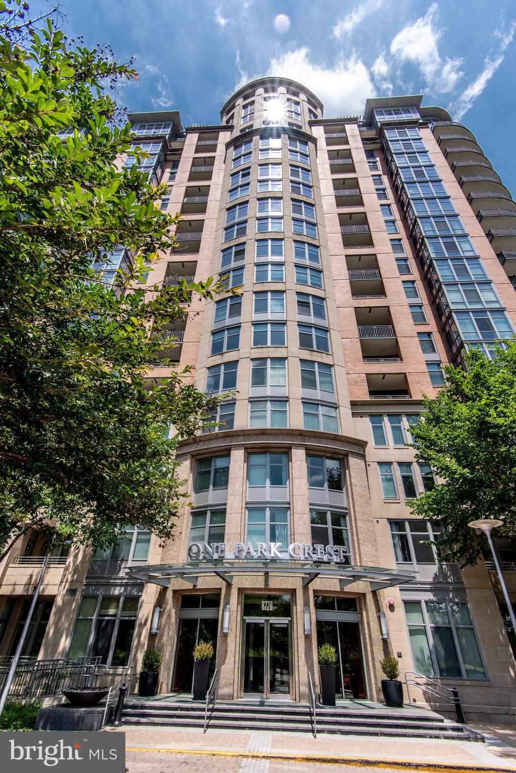 THE LOFTS AT PARK CREST - Residential Lease